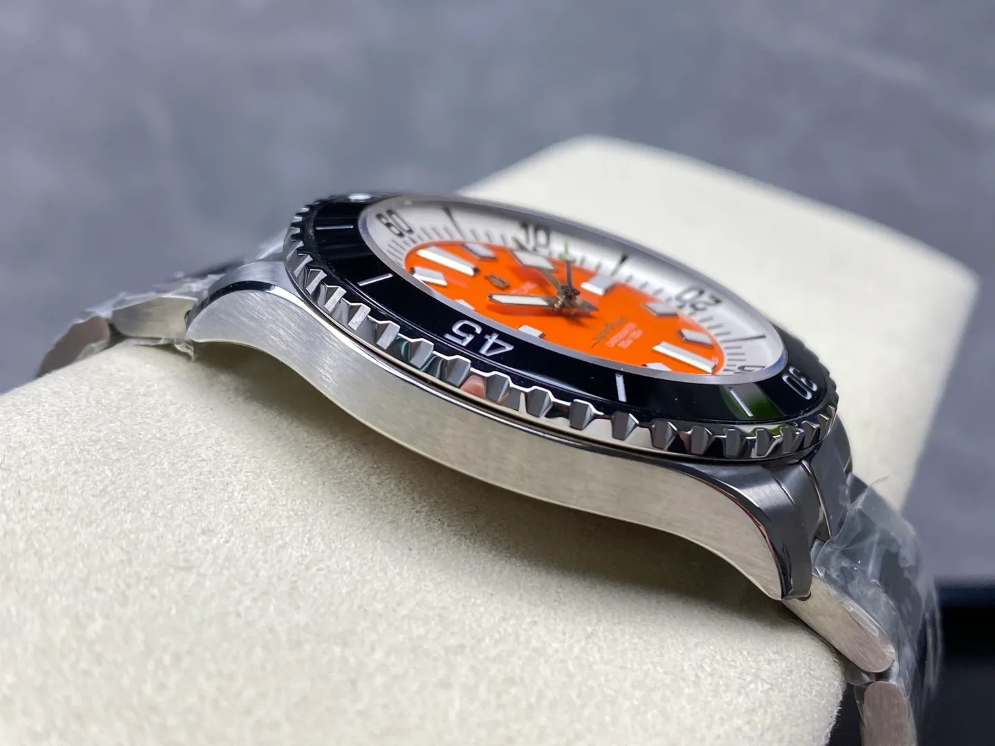 Breitling Superocean 44 SS TF Factory 1:1 Best Edition Black Ceramic Bezel Orange Dial on SS Bracelet A2824 25 9e5e7bf99877e5a AMO Watch