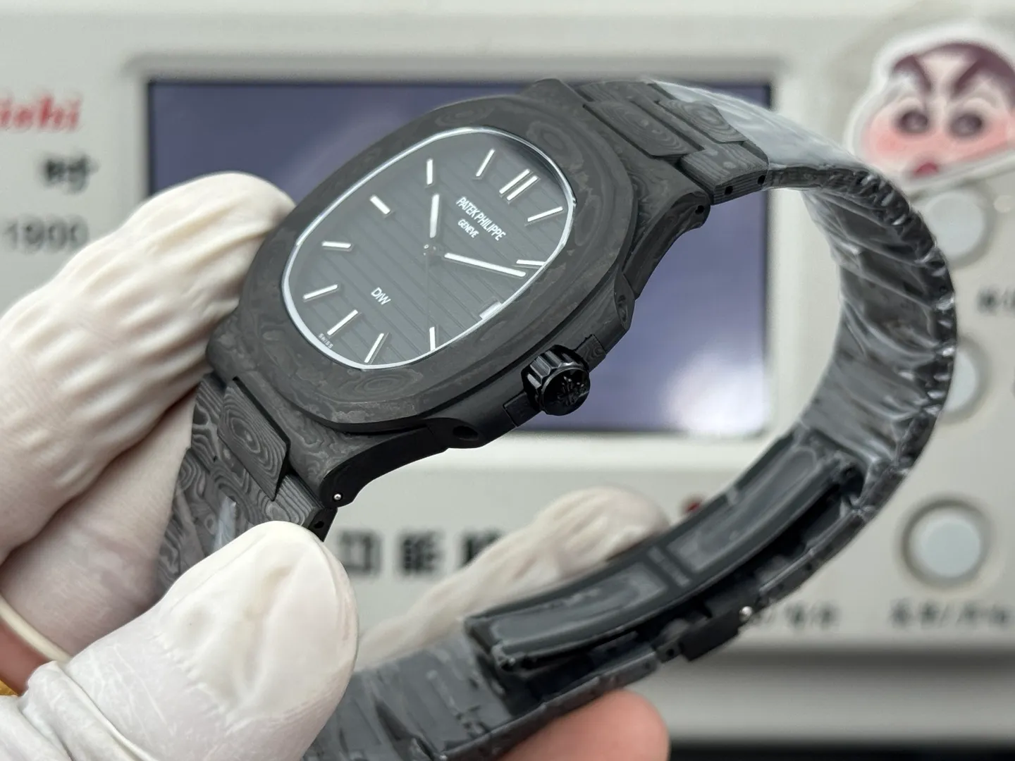 PP Nautilus 5711 DIW Carbon DIWF 1:1 Best Edition Black Dial On Carbon Bracelet DD324 25 a774fc6d9e3562e 阿默表行AmoWatch