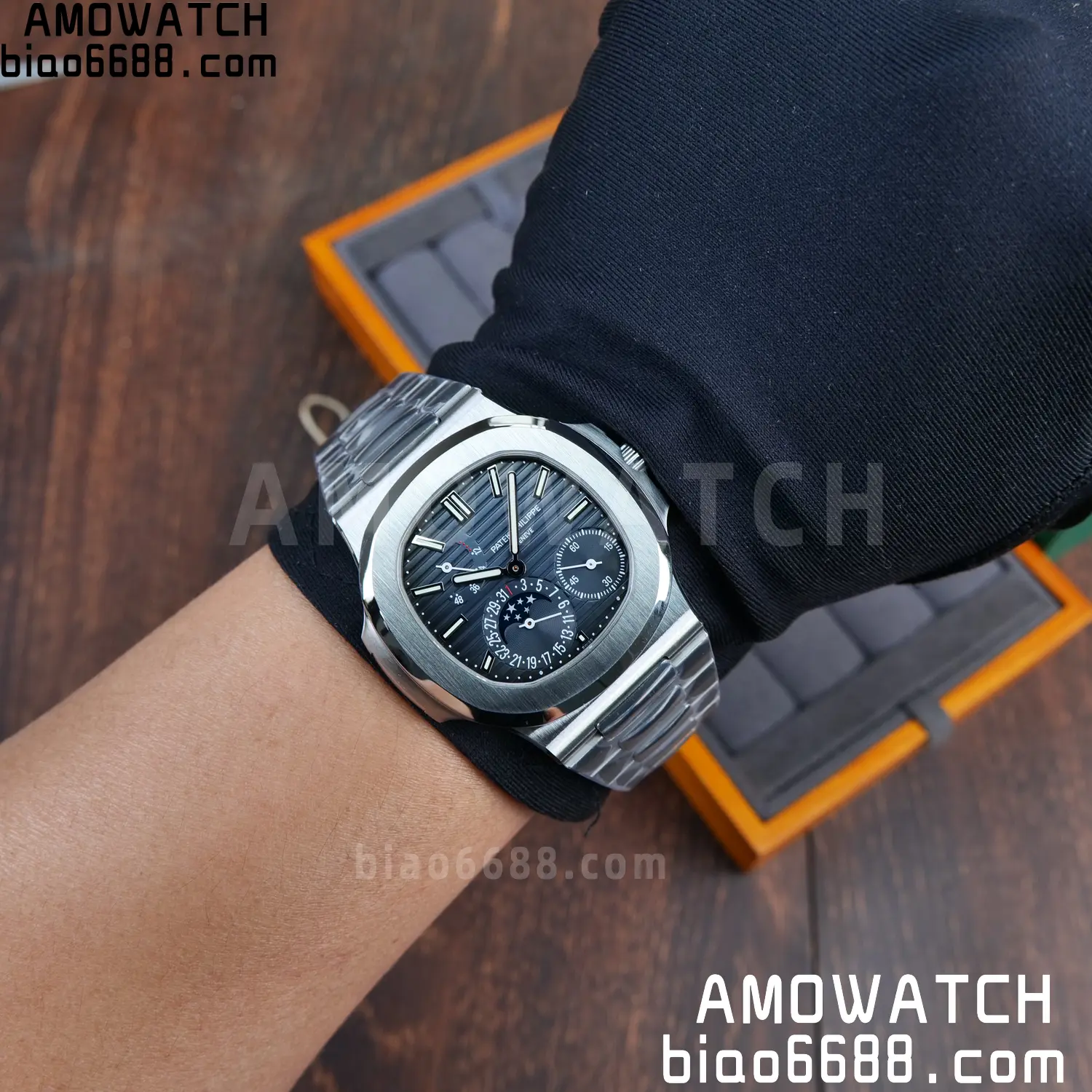 Patek Philippe Nautilus 5712 SS UMI Factory 1:1 Best Edition Blue Dial on SS Bracelet Free spring 101 ab06f04cade8734 AMO Watch