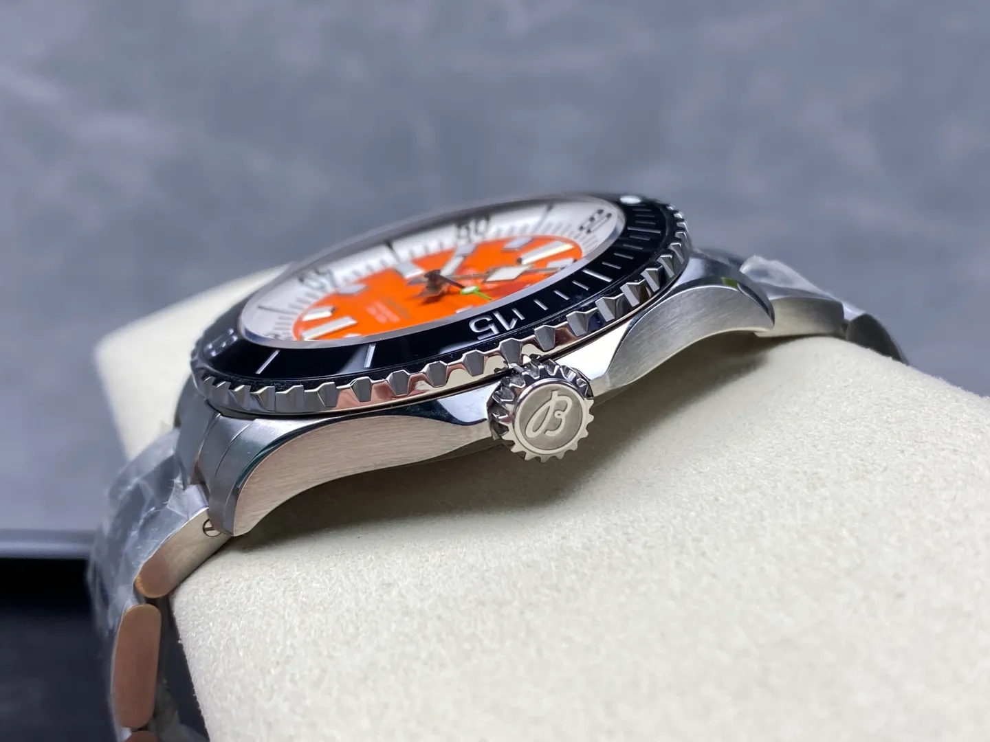 Breitling Superocean 44 SS TF Factory 1:1 Best Edition Black Ceramic Bezel Orange Dial on SS Bracelet A2824 24 b2f6f3f54098b0f AMO Watch