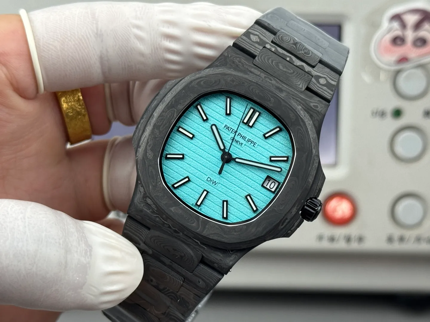 PP Nautilus 5711 DIW Carbon DIWF 1:1 Best Edition Tiffany Dial On Carbon Bracelet DD324 22 d0a5589781e3845 阿默表行AmoWatch