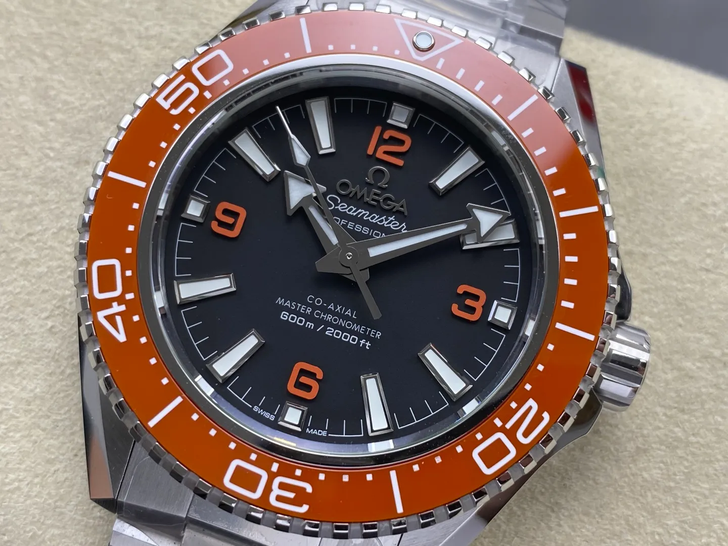 Omega Planet Ocean 600M SS Orange VSF 1:1 Best Edition on SS Bracelet VS8912 26 daf1899d7af2cab AMO Watch