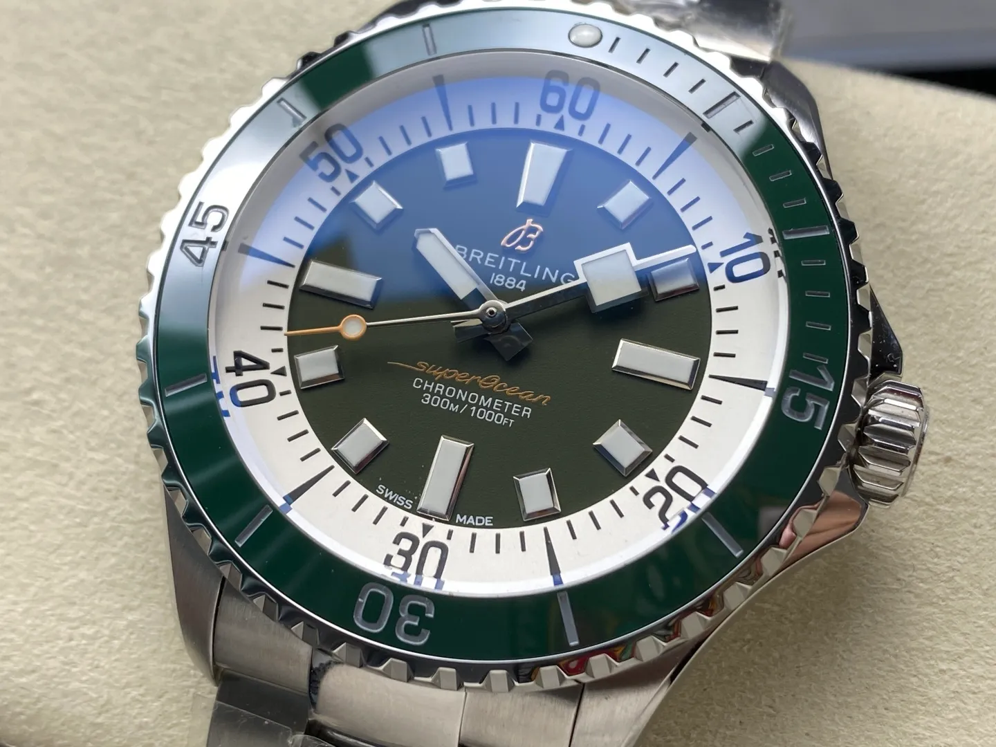 Breitling Superocean 44 SS TF Factory 1:1 Best Edition Green Ceramic Bezel Green Dial on SS Bracelet A2824 21 eabb28fd897132e AMO Watch
