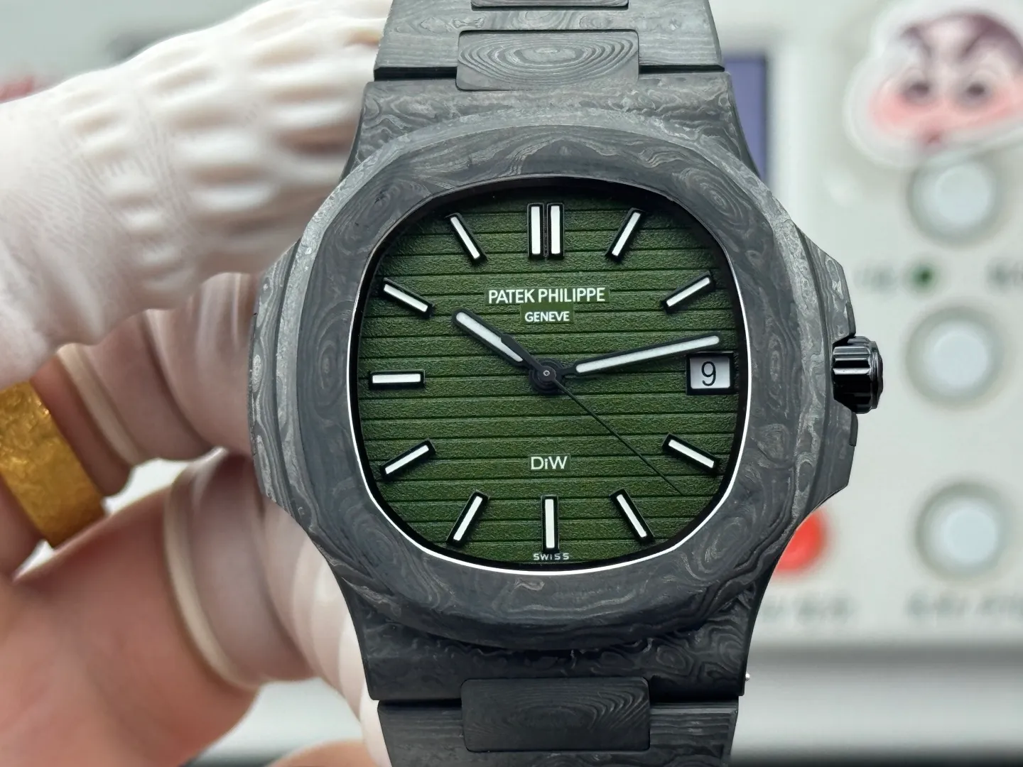 PP Nautilus 5711 DIW Carbon DIWF 1:1 Best Edition Green Dial On Carbon Bracelet DD324 23 f33bbf03c320e2d 阿默表行AmoWatch