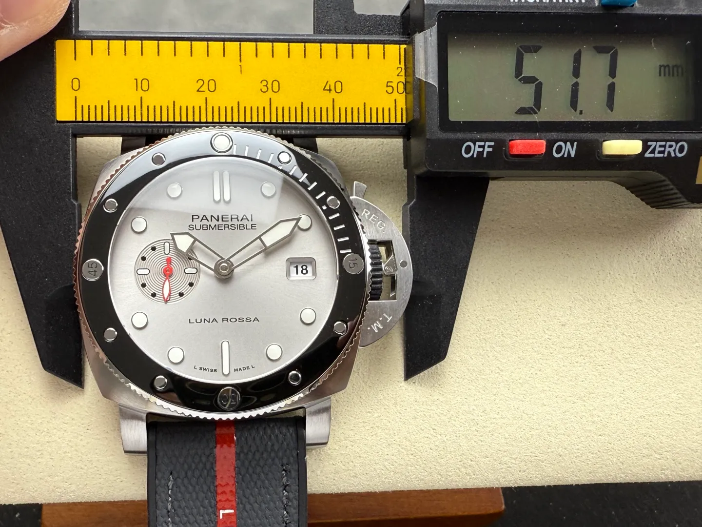 Panerai PAM1681 44mm Luna Rossa Submersible VSF 1:1 Best Edition On Gray Fabric Strap P900 38 ff642492aaf50c2 AMO Watch