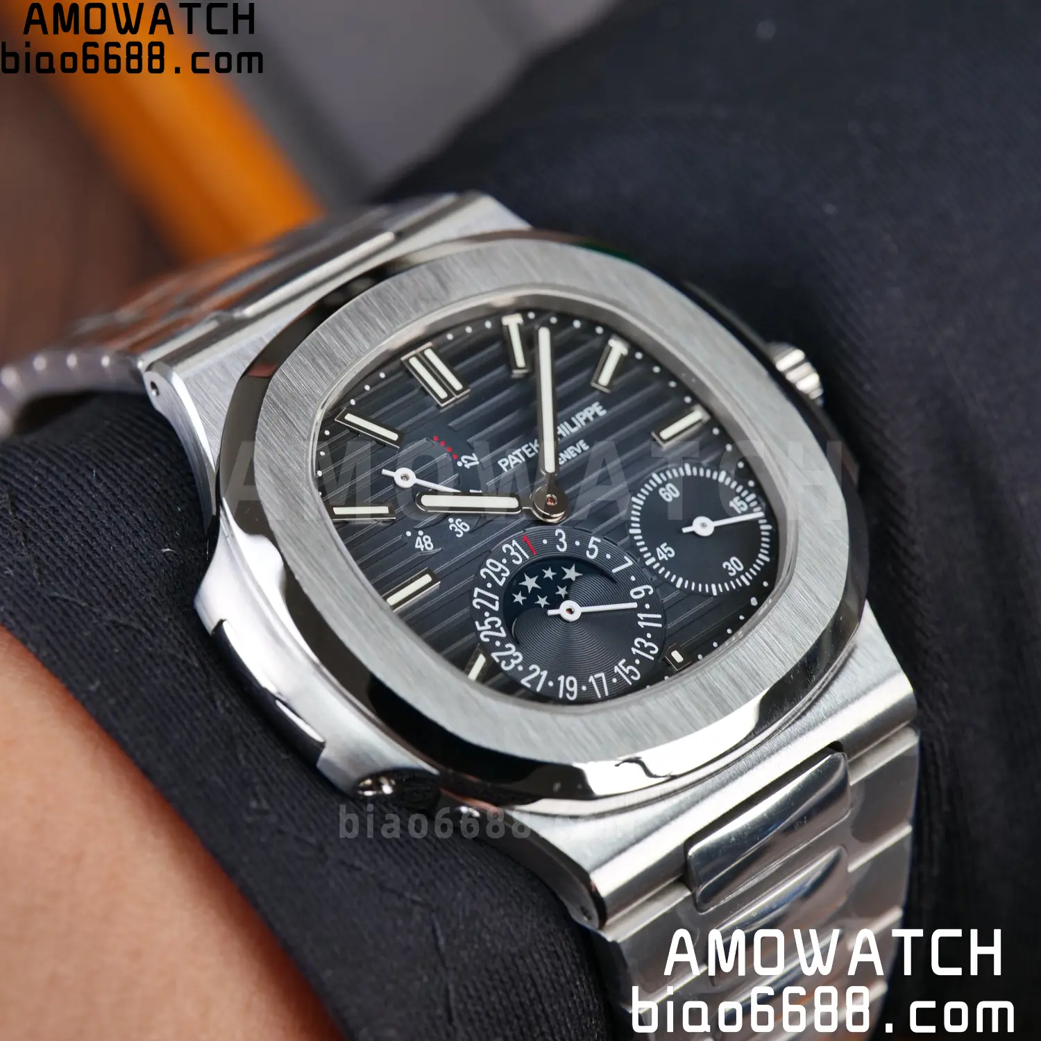 Patek Philippe Nautilus 5712 SS UMI Factory 1:1 Best Edition Blue Dial on SS Bracelet Free spring 97 ffef7639eaac1ea AMO Watch
