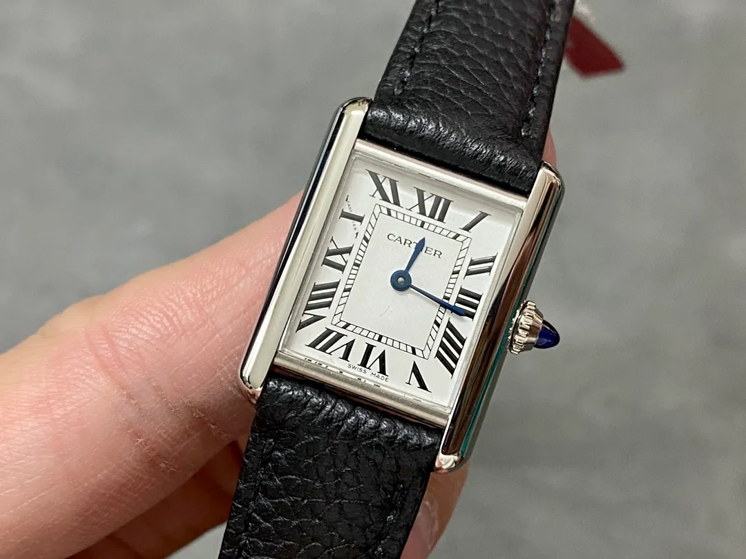 Cartier Tank Must Small SS 22mm F1 Factory 1:1 Best Edition White Dial on Black Leather Strap Swiss Quartz 21 121f67f09fd12b4 AMO Watch