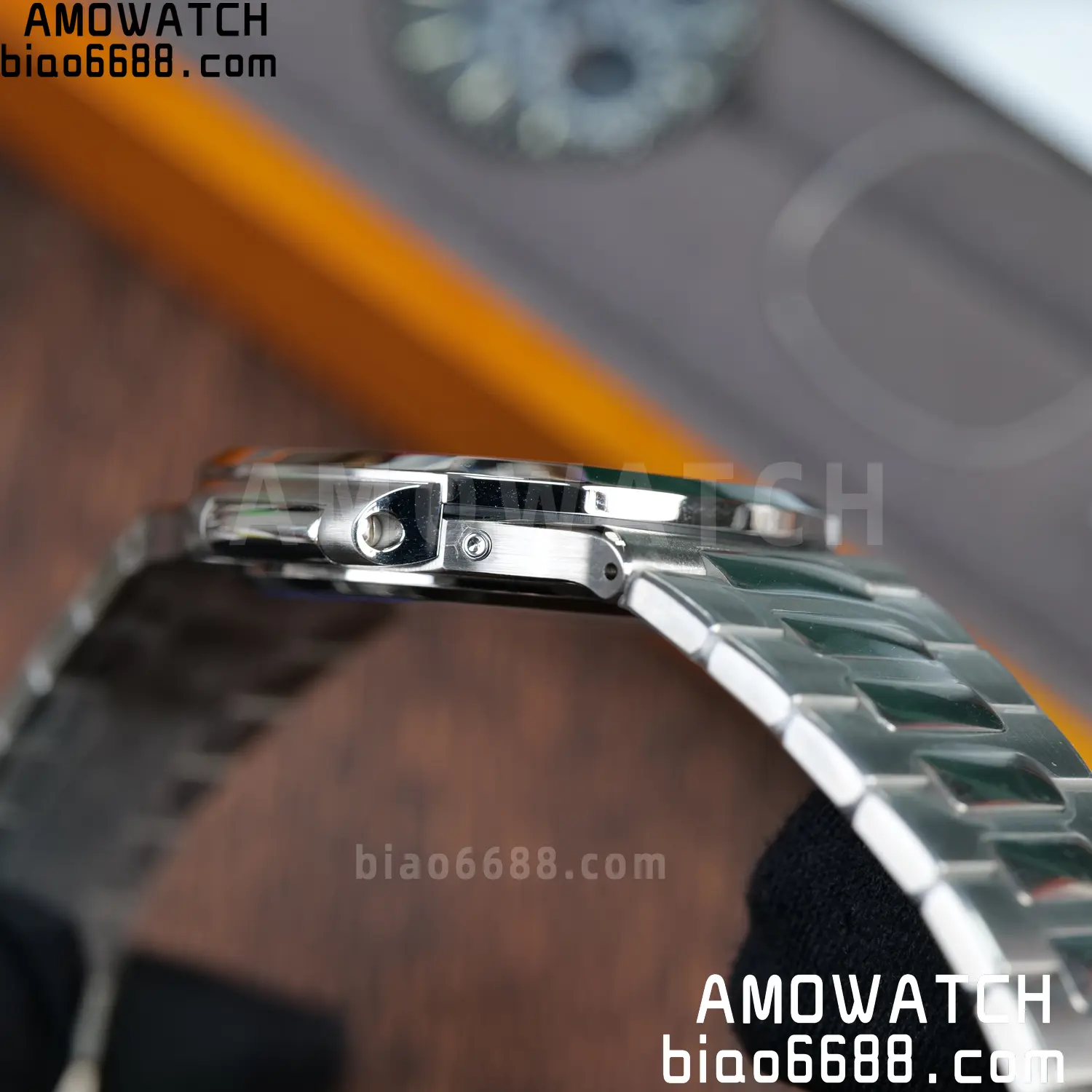 Custom Made Patek Philippe Nautilus 5712 SS UMI 123 43df03582e5ab3c AMO Watch