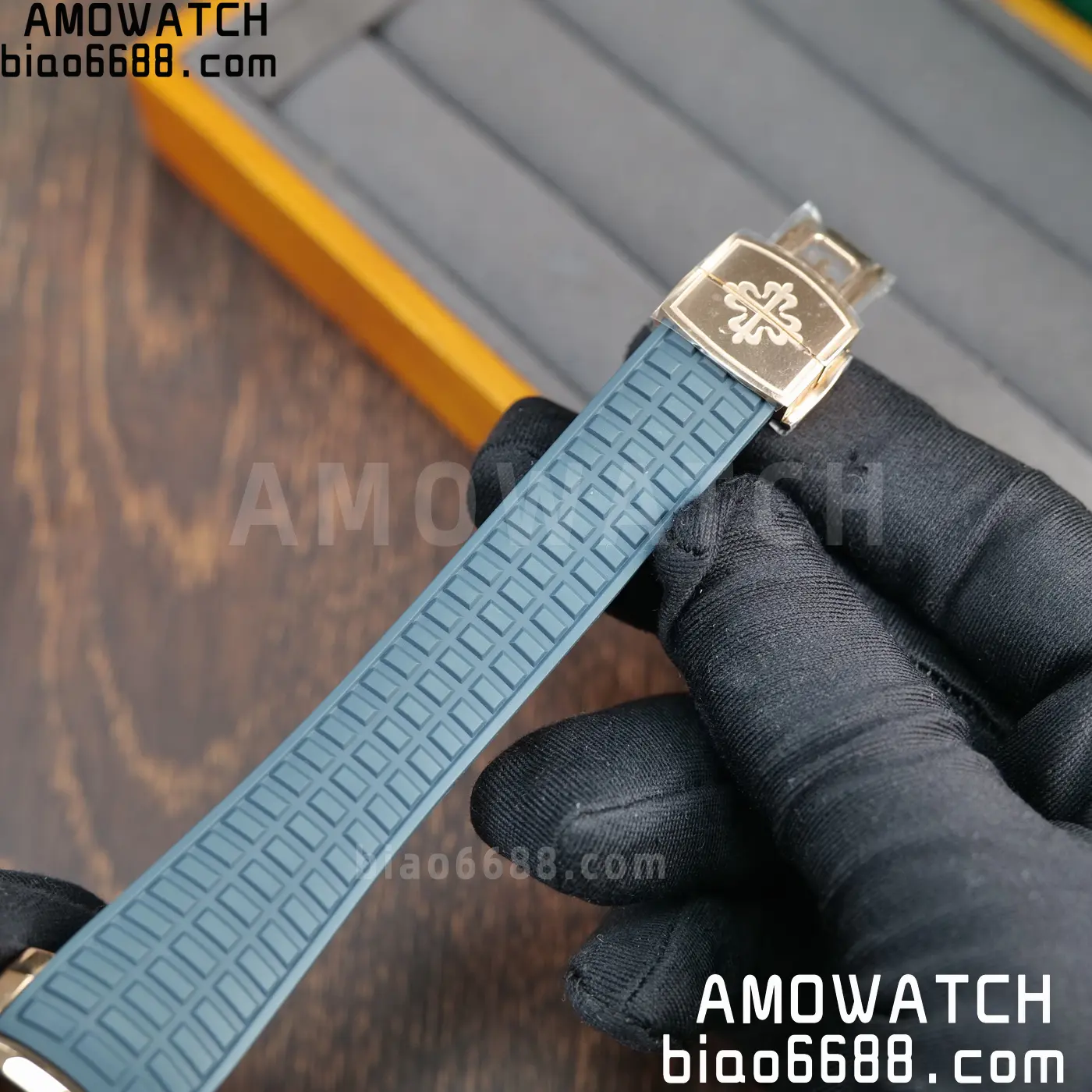 Patek Philippe Aquanaut 5261R RG APW Factory 1:1 Best Edition Dial on Blue Rubber Strap V2 82 cacb28344969dd7 AMO Watch