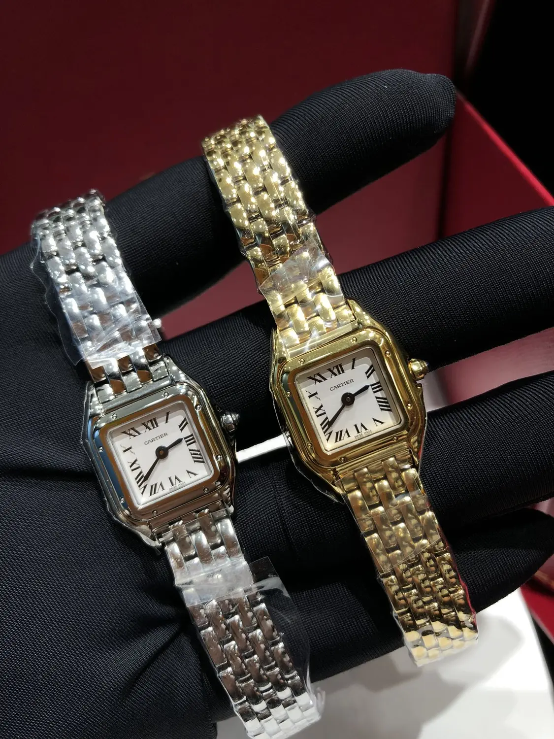 Panthère de Cartier Mini 19mm WGPN0048 BBA 1:1 Best Edition YG White Dial on YG Bracelet Swiss Quartz 10 dec50ece5f0d0bc AMO Watch