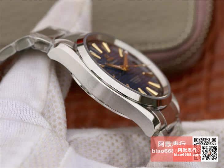 30695ed97dae0c7 AMO Watch