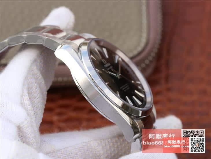 c0348e64cdc8647 AMO Watch