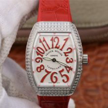 ￥1600法穆兰Vanguard V32 腕表，1.腕表的创作灵感源自其至美设计与独特造型 ，以太阳压纹表盘镶贴浮雕 原版开模的立体数字丁，颜色100%对比正品 color dreams 数字时标，柔美别致。