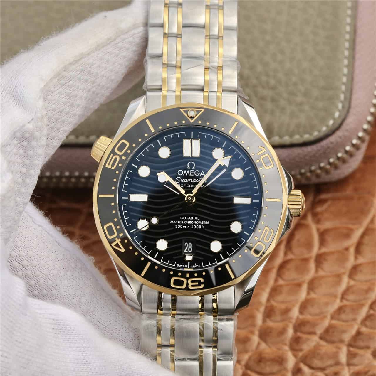 6f6468892b83fd2 AMO Watch