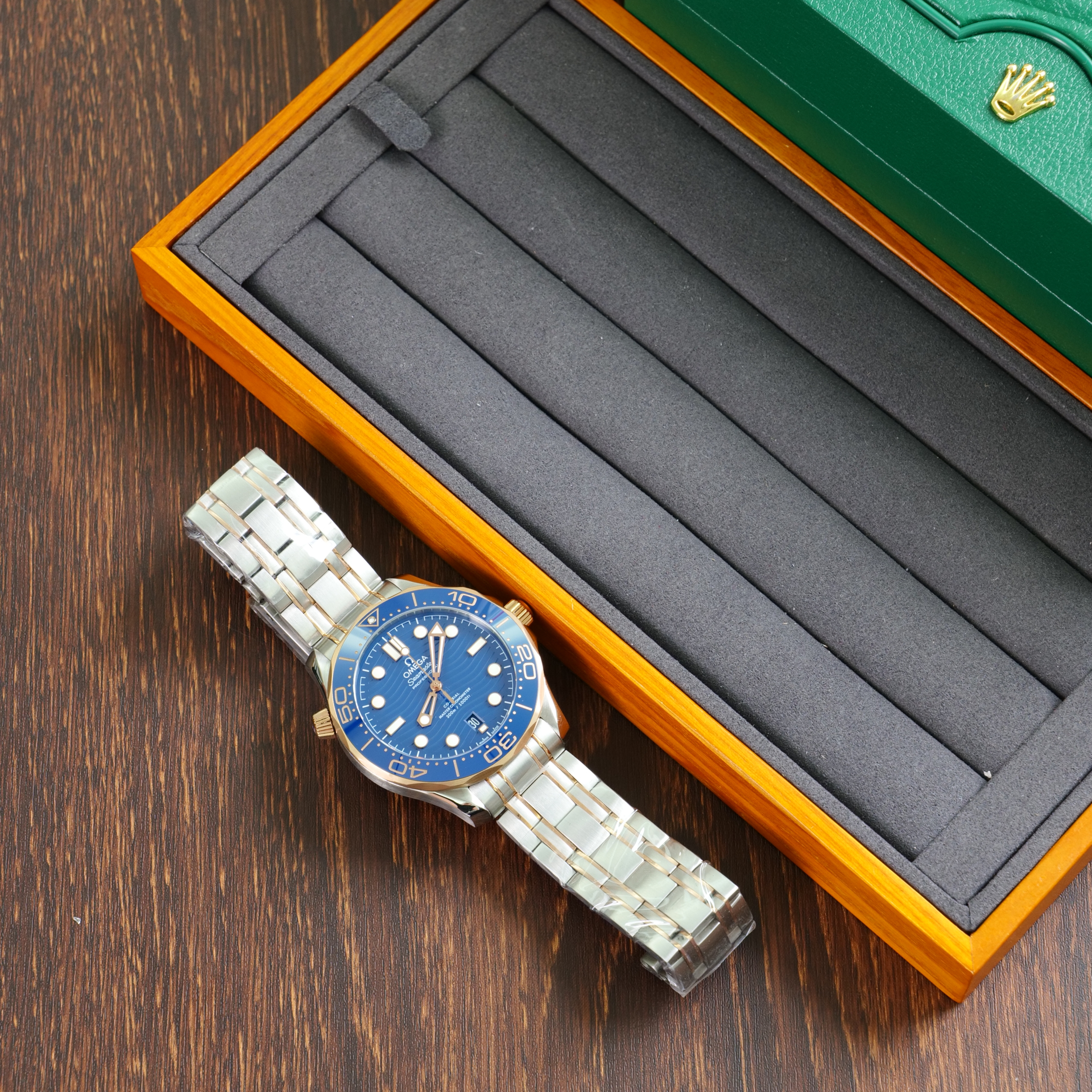 ae1635043571146 scaled AMO Watch