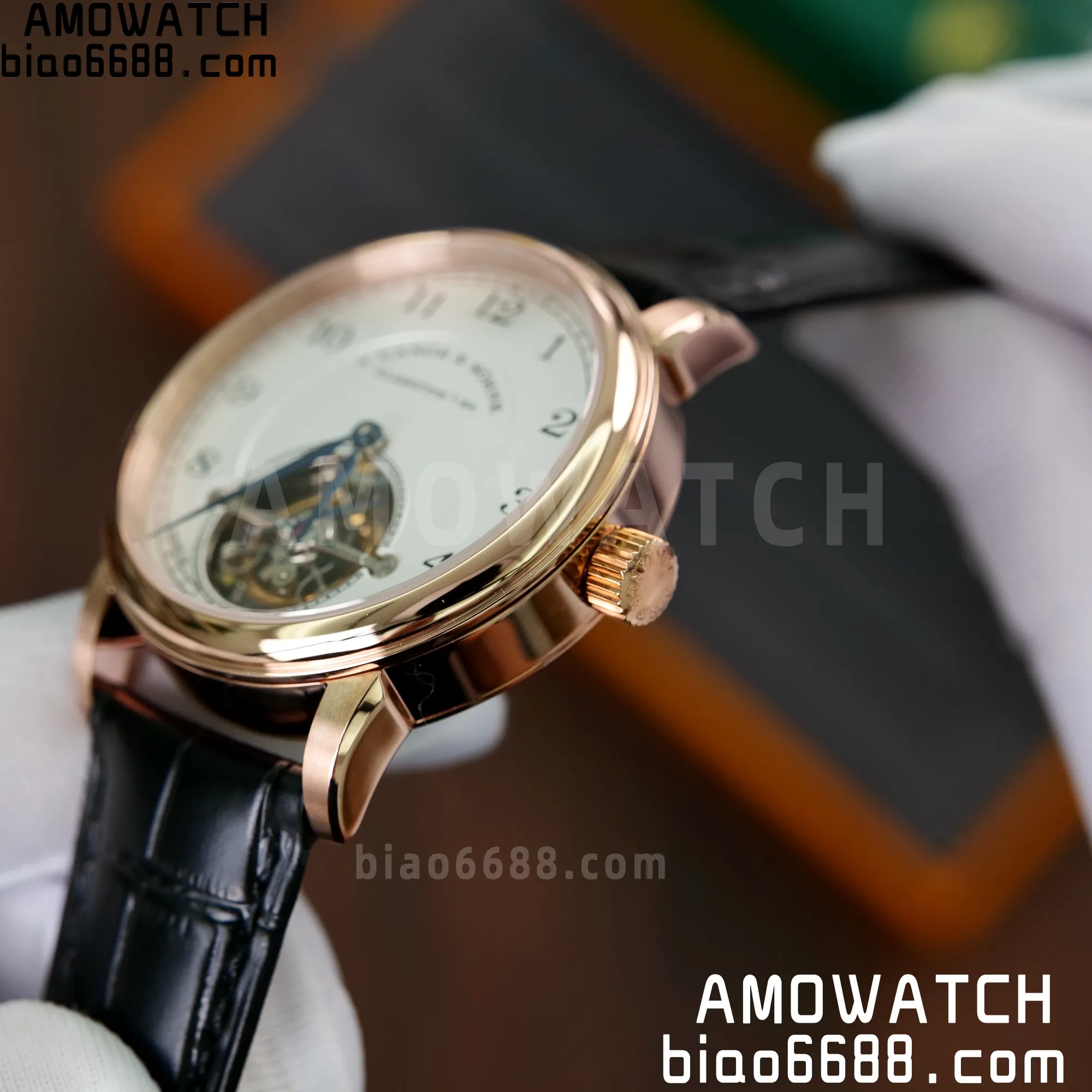 90f4b513cbd7c0e AMO Watch