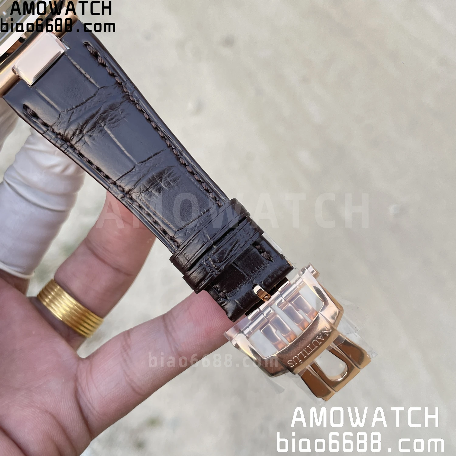 b4d9d6520efc2d3 阿默表行AmoWatch