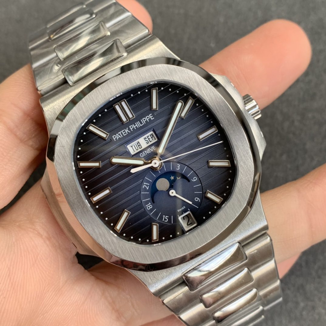 Patek Philippe Nautilus 5726/1A-001 Complicated SS 'Green Maker' 1:1 Best Edition Blue Textured Dial on SS Bracelet A324 V3