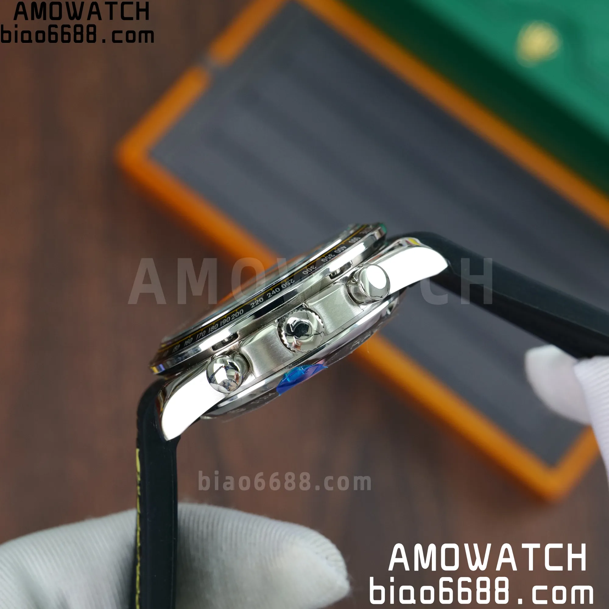 330dcb96657f59c AMO Watch
