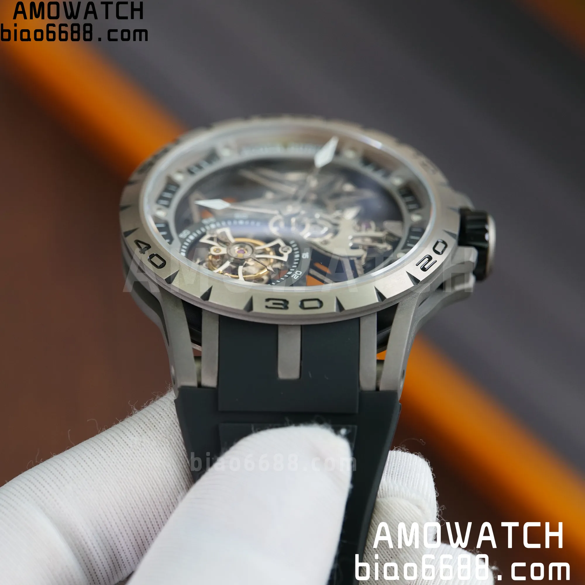 7f28c925349a597 AMO Watch