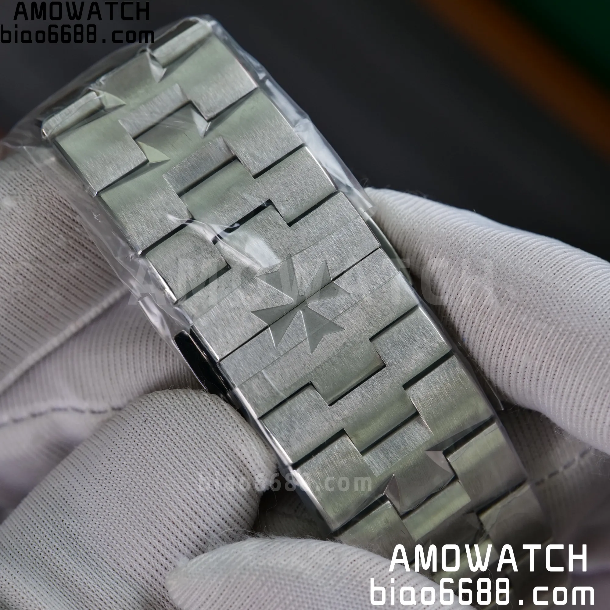 dbbec56a0d52a02 AMO Watch