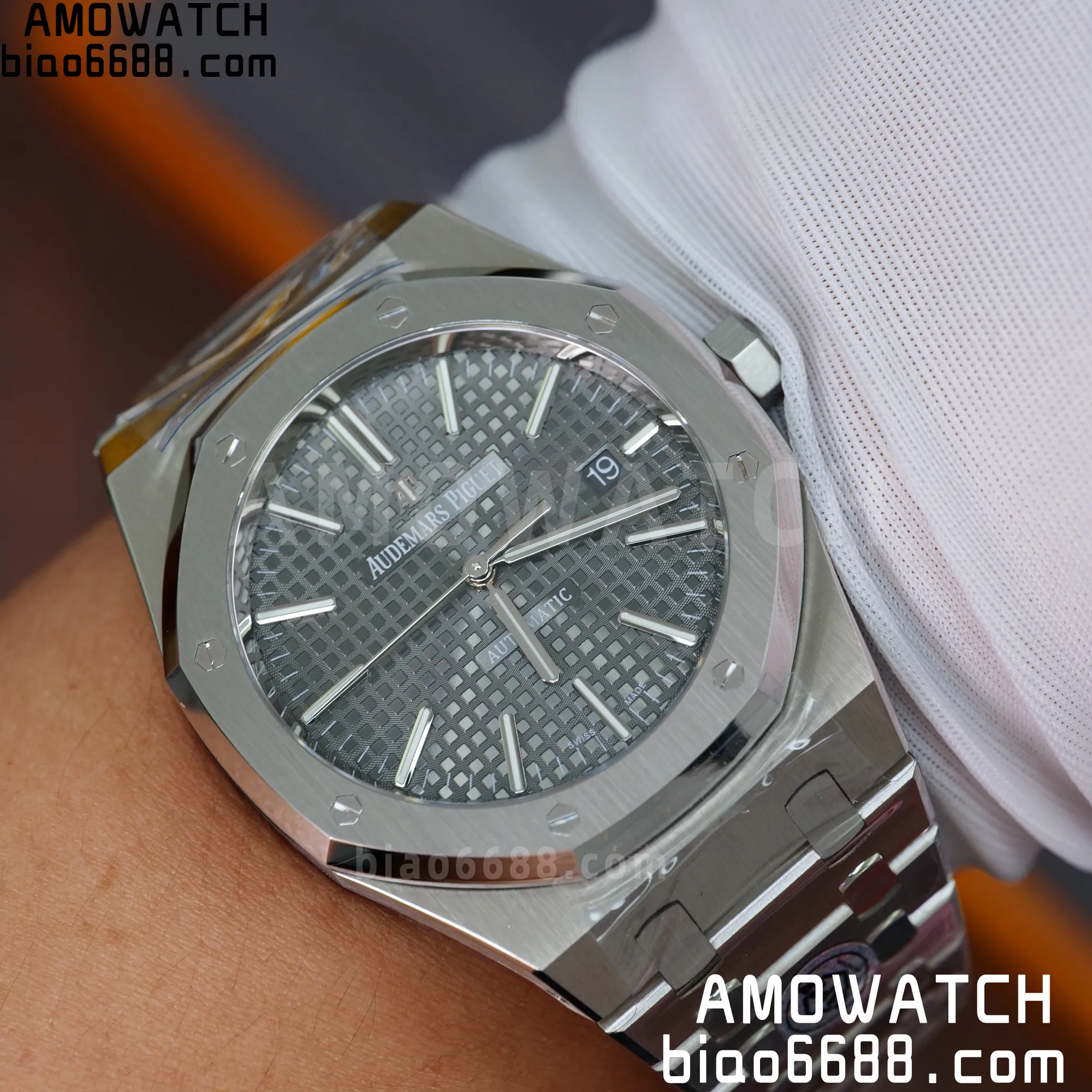 322bd2bfde471ba 阿默表行AmoWatch