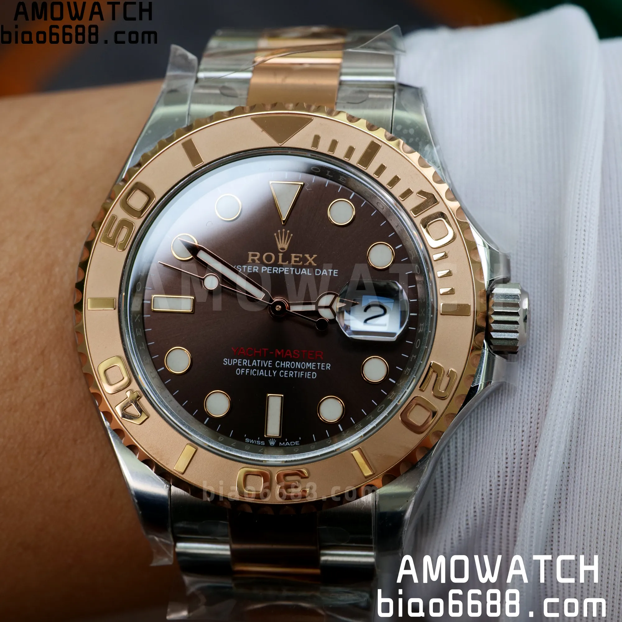 a18ba81e815996f AMO Watch