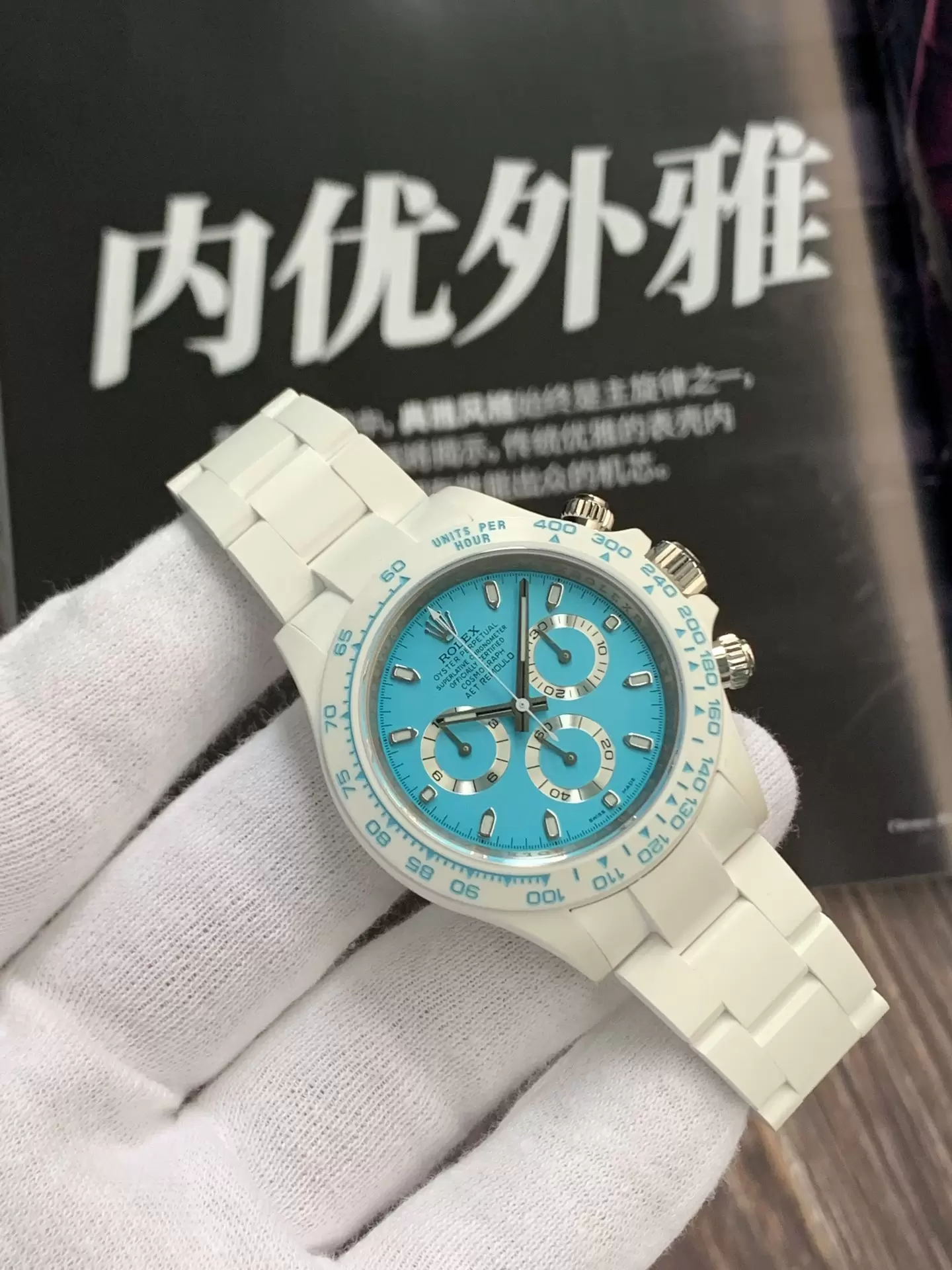 2360875e7e59b71 AMO Watch