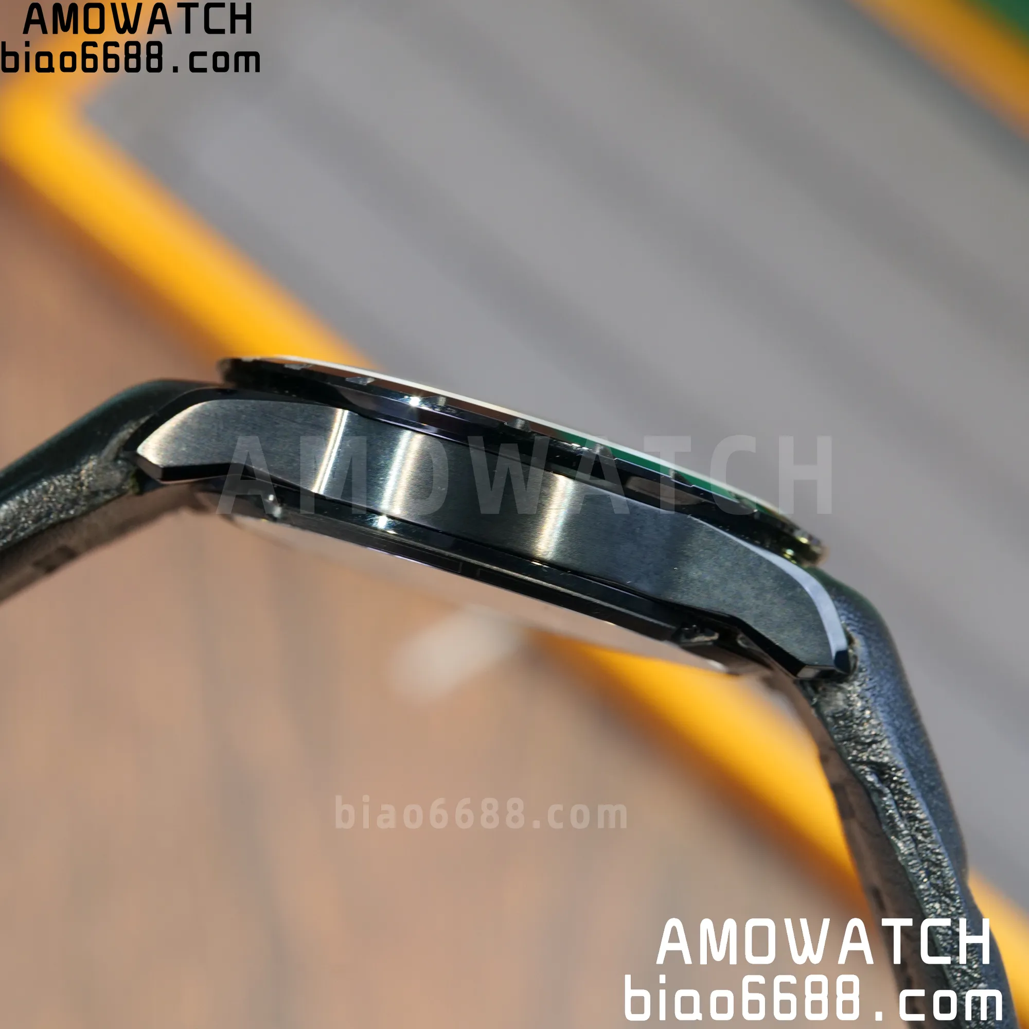 da1e48f8d158564 AMO Watch