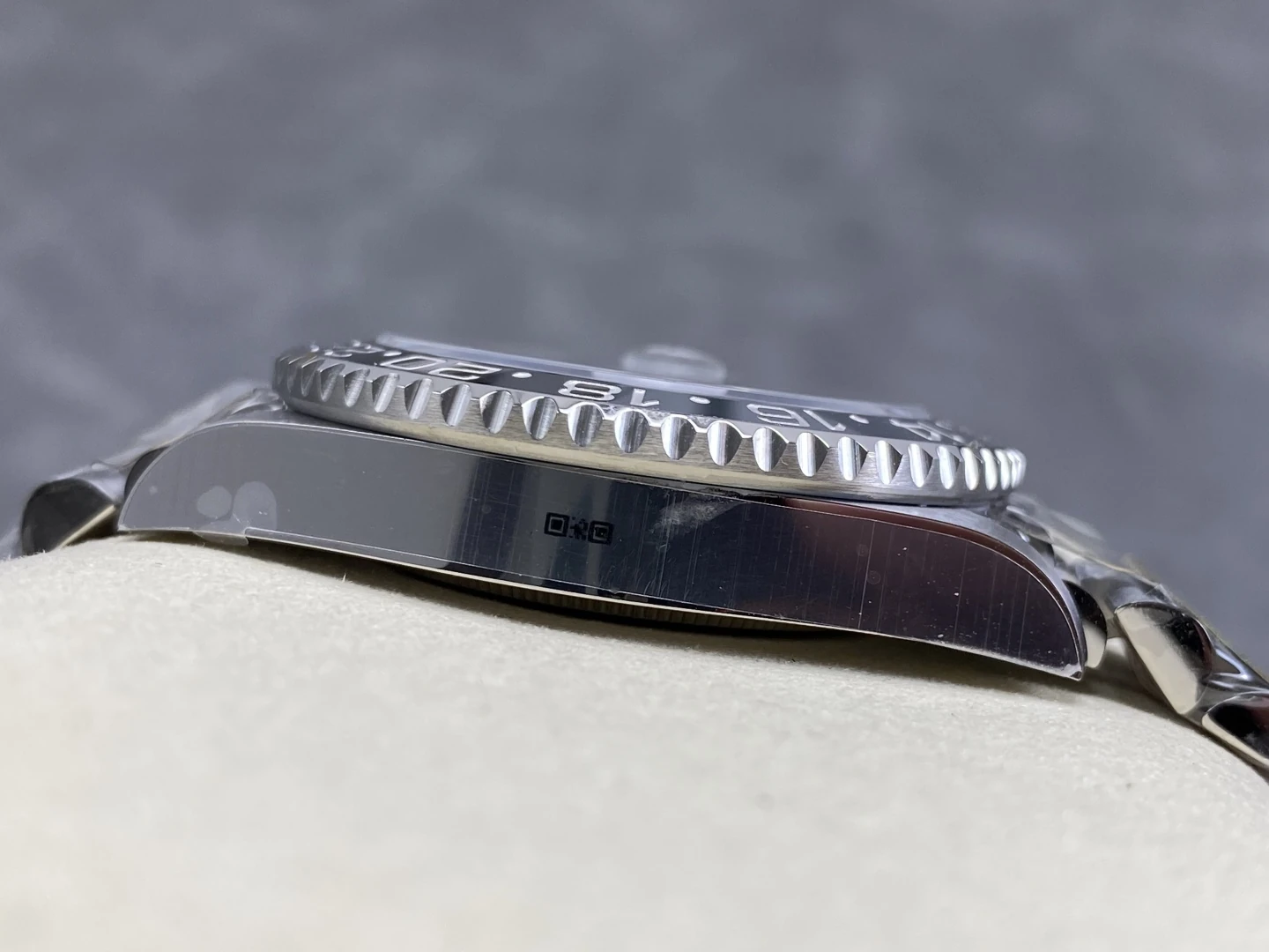 3525c60f6b6188d 阿默表行AmoWatch