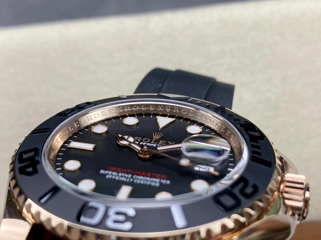 8e3fdc1c33d0e79 AMO Watch