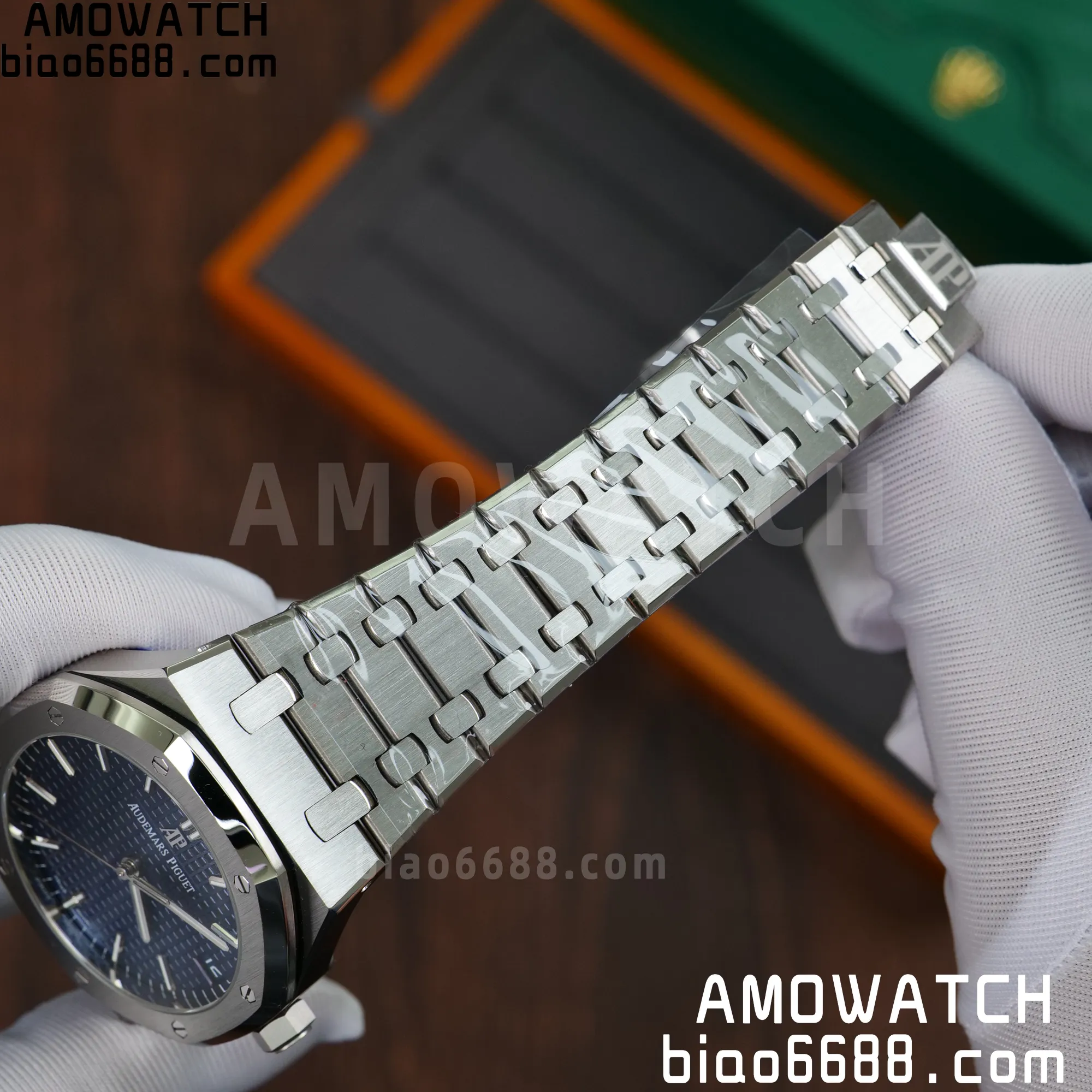 1320c40b8c11122 AMO Watch