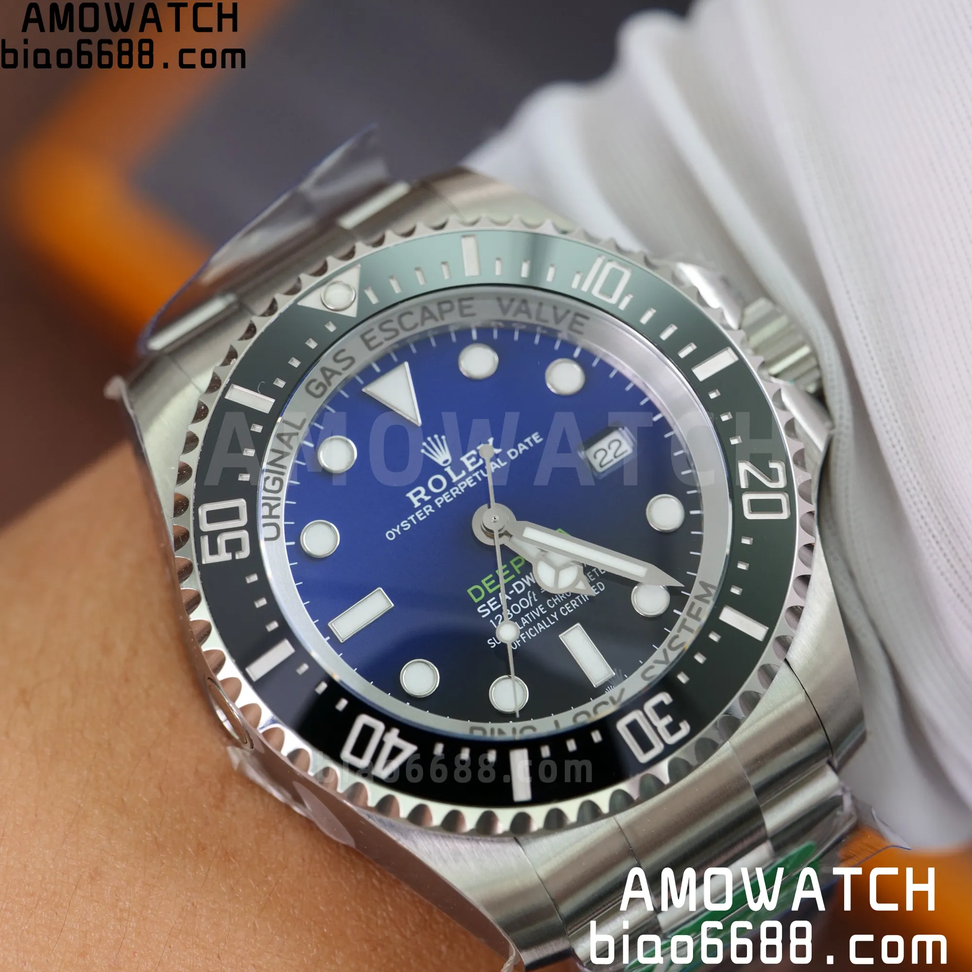 23d8105d1ae6372 AMO Watch