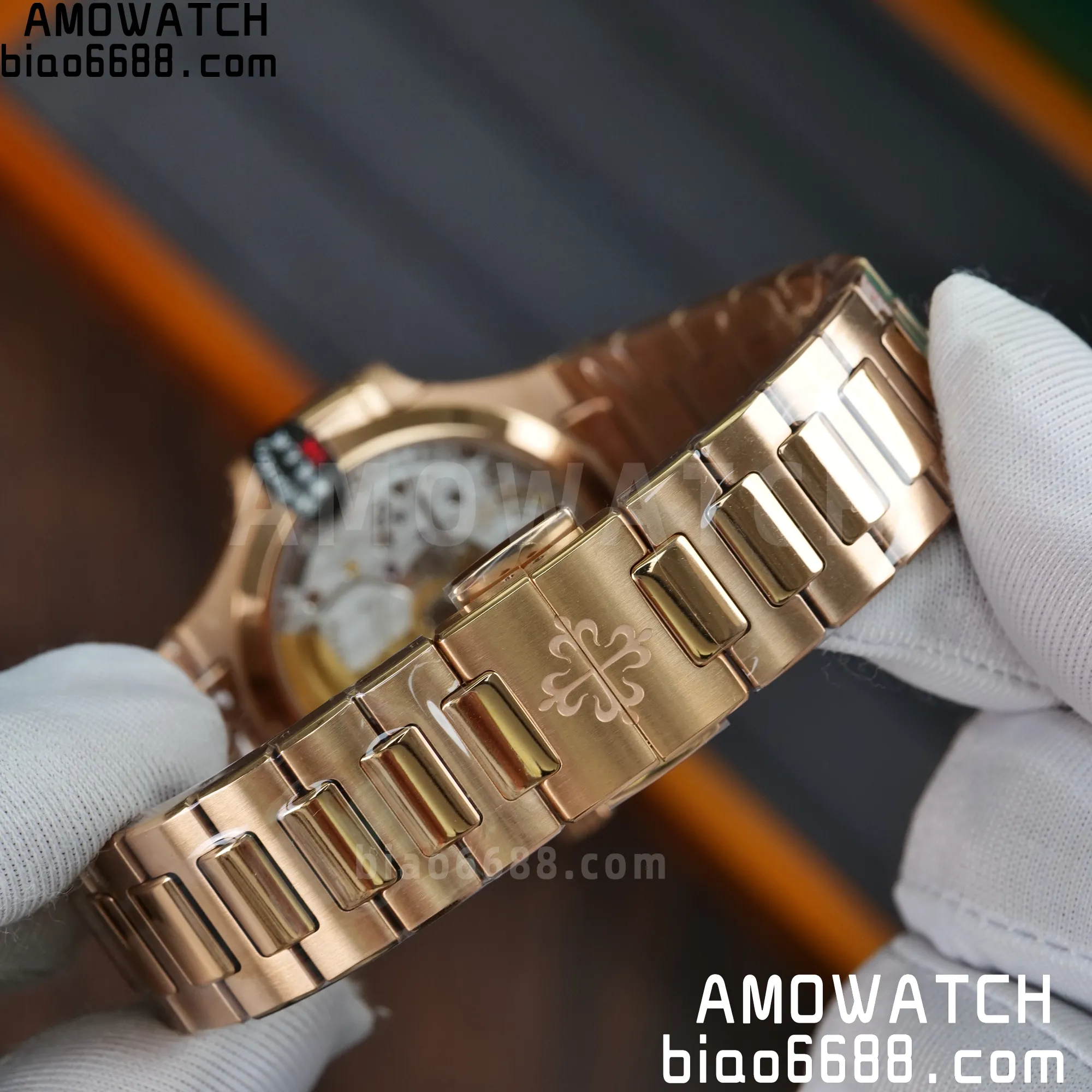 7a16b86cfb614c4 AMO Watch
