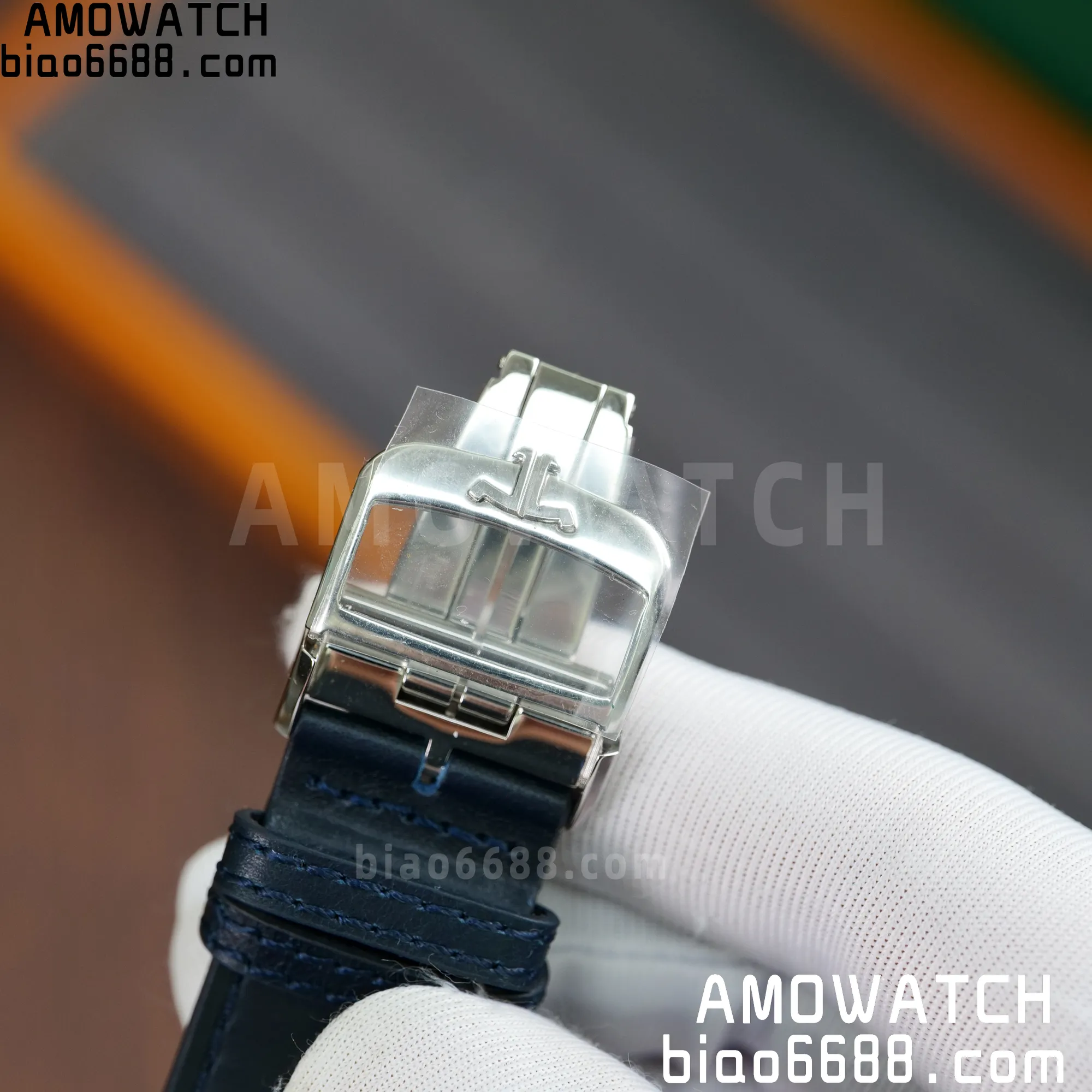 88311b40f17f3da AMO Watch