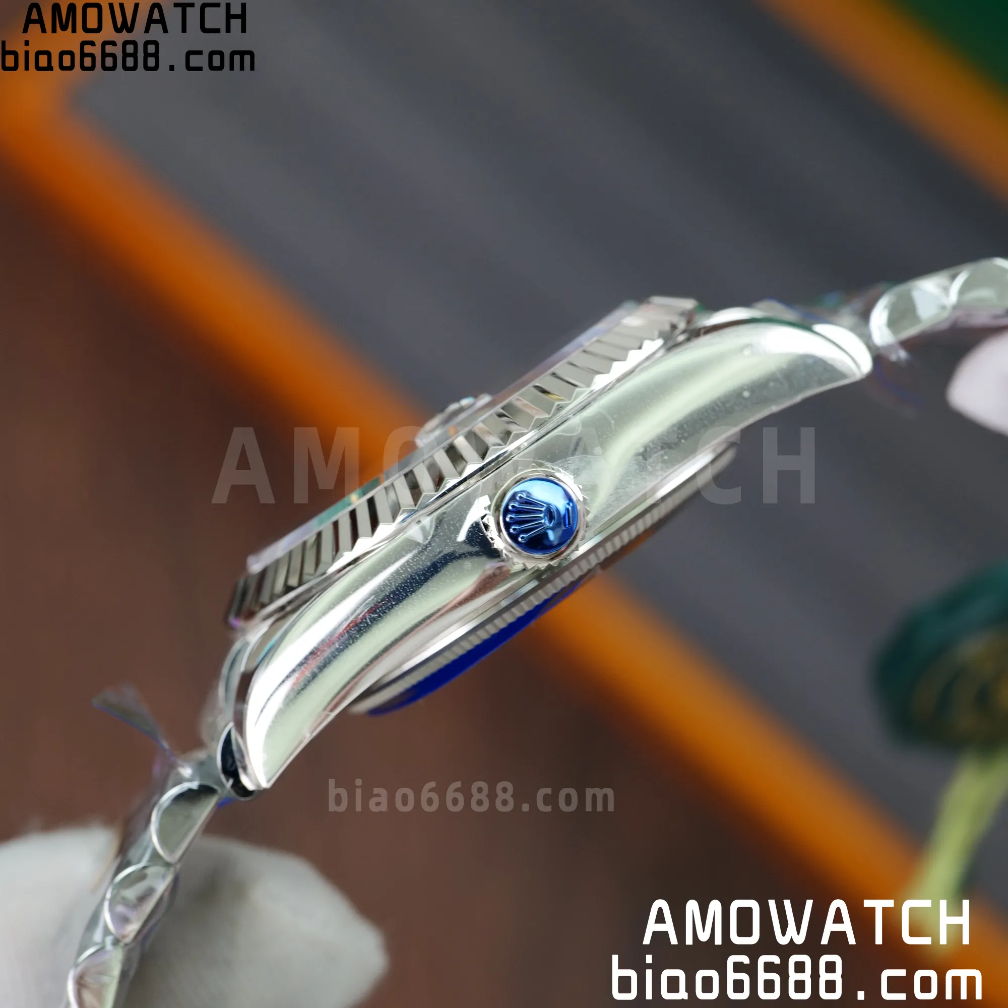 a21e1d70c87f627 AMO Watch