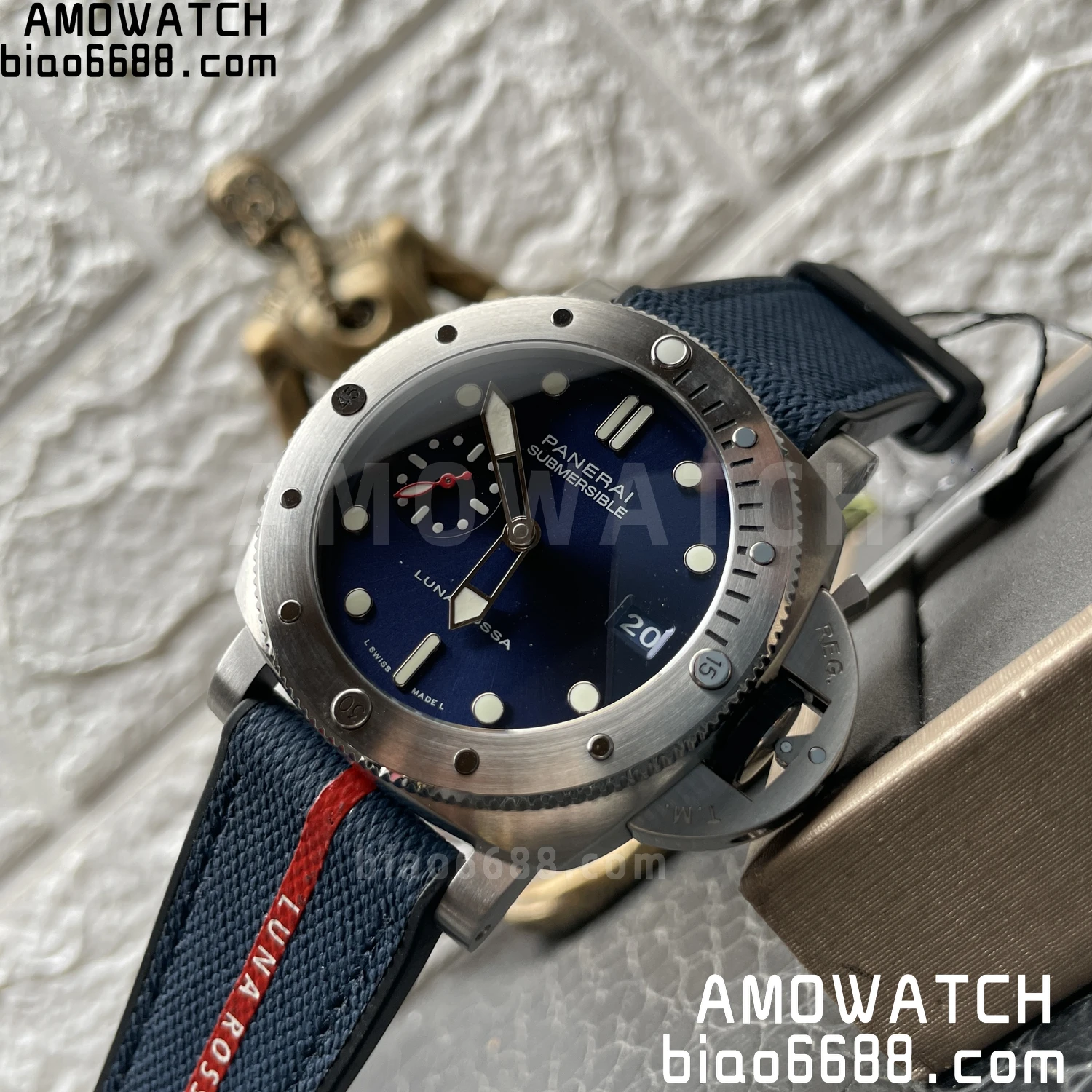 4cbcb4ffb4a0526 AMO Watch