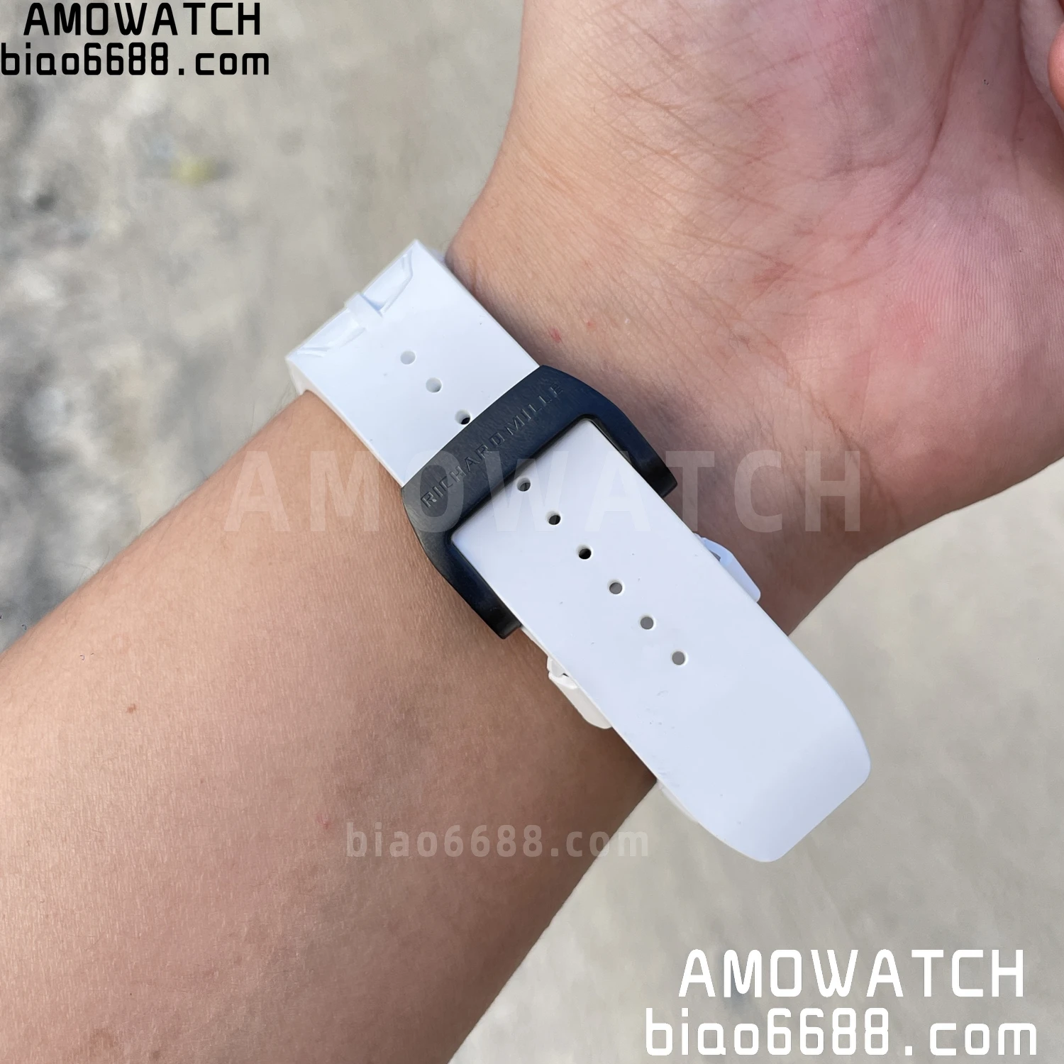 11383144c745209 AMO Watch