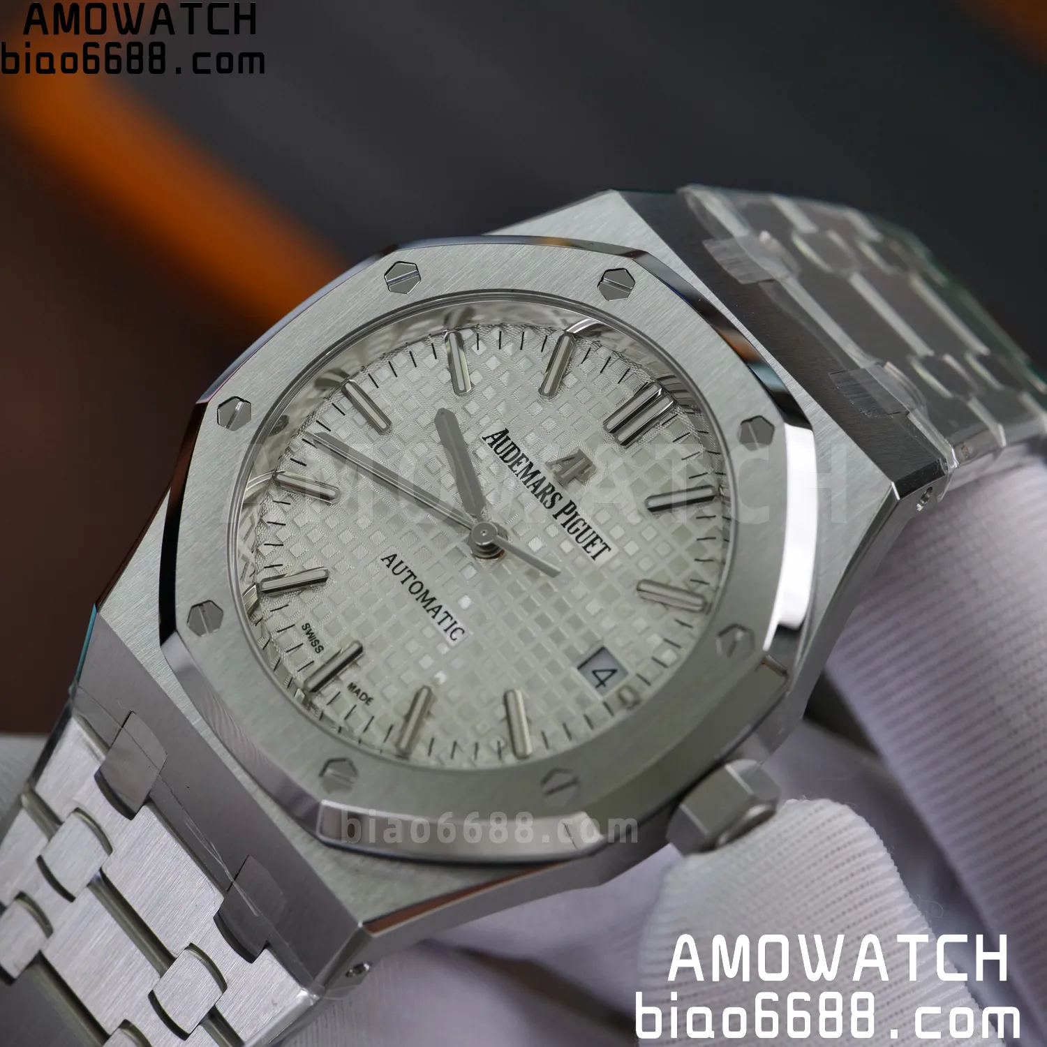 2836e68926c8b50 阿默表行AmoWatch
