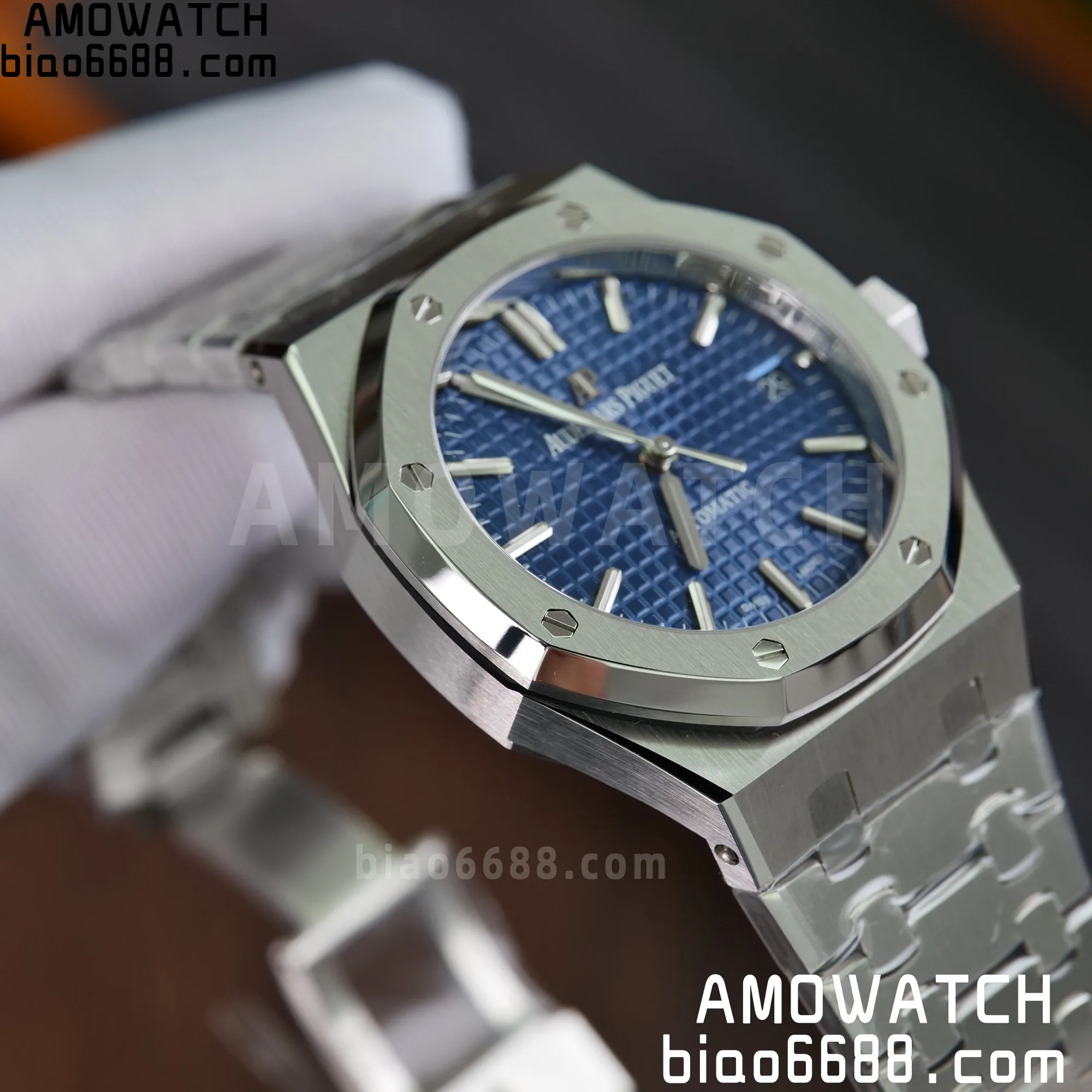 2955998af53d1df AMO Watch