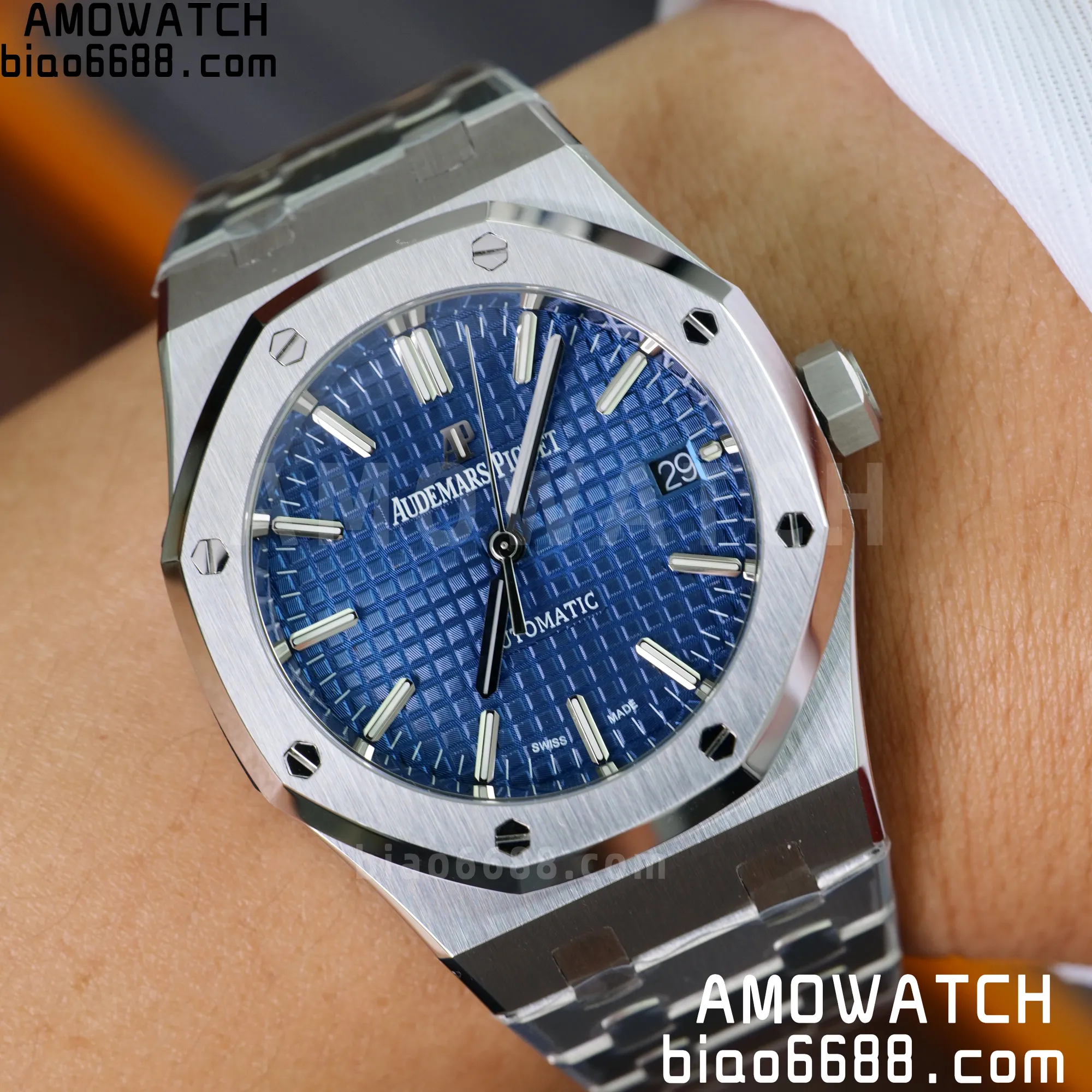 d0ac3f60b836539 AMO Watch