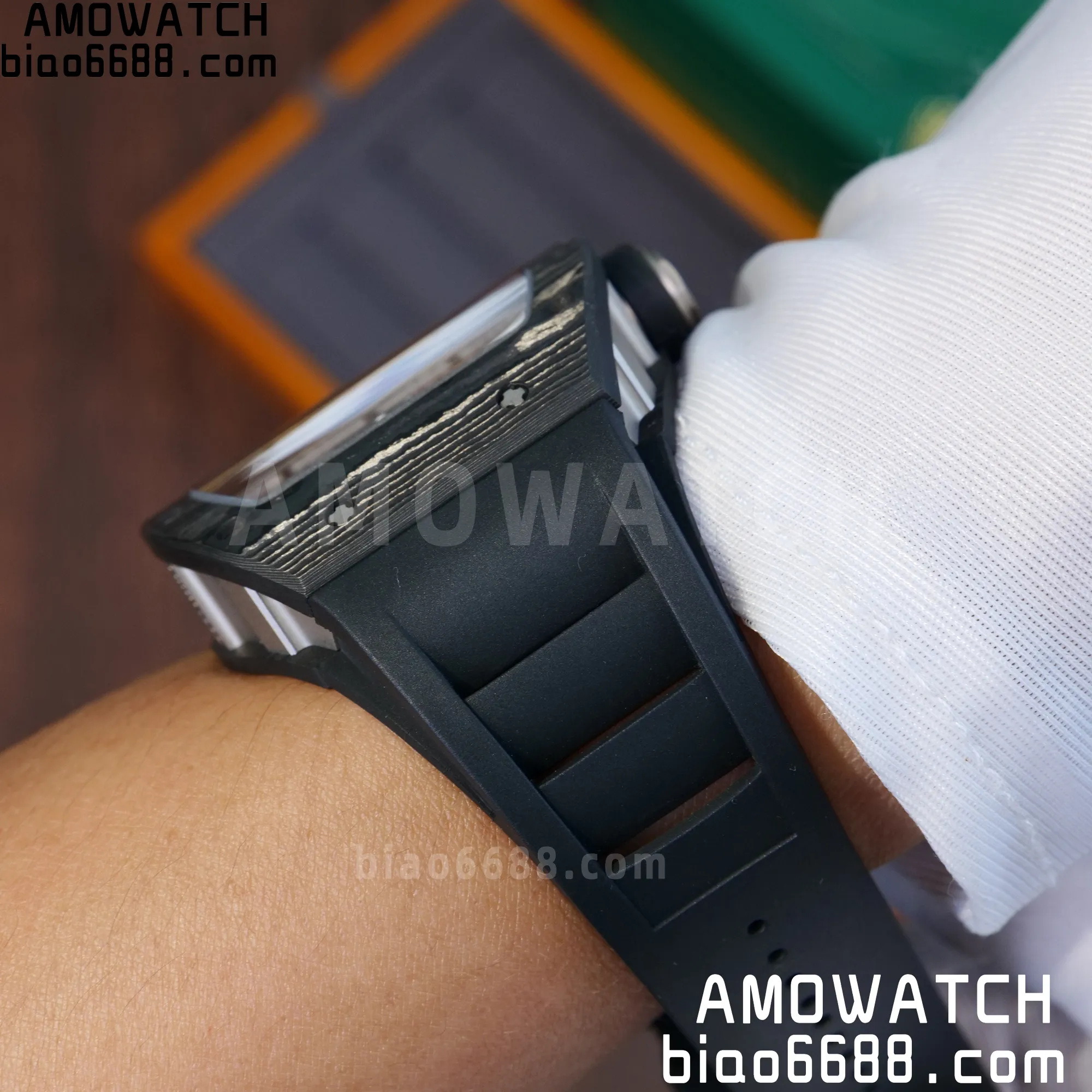 8c0f79f16c0c95d AMO Watch