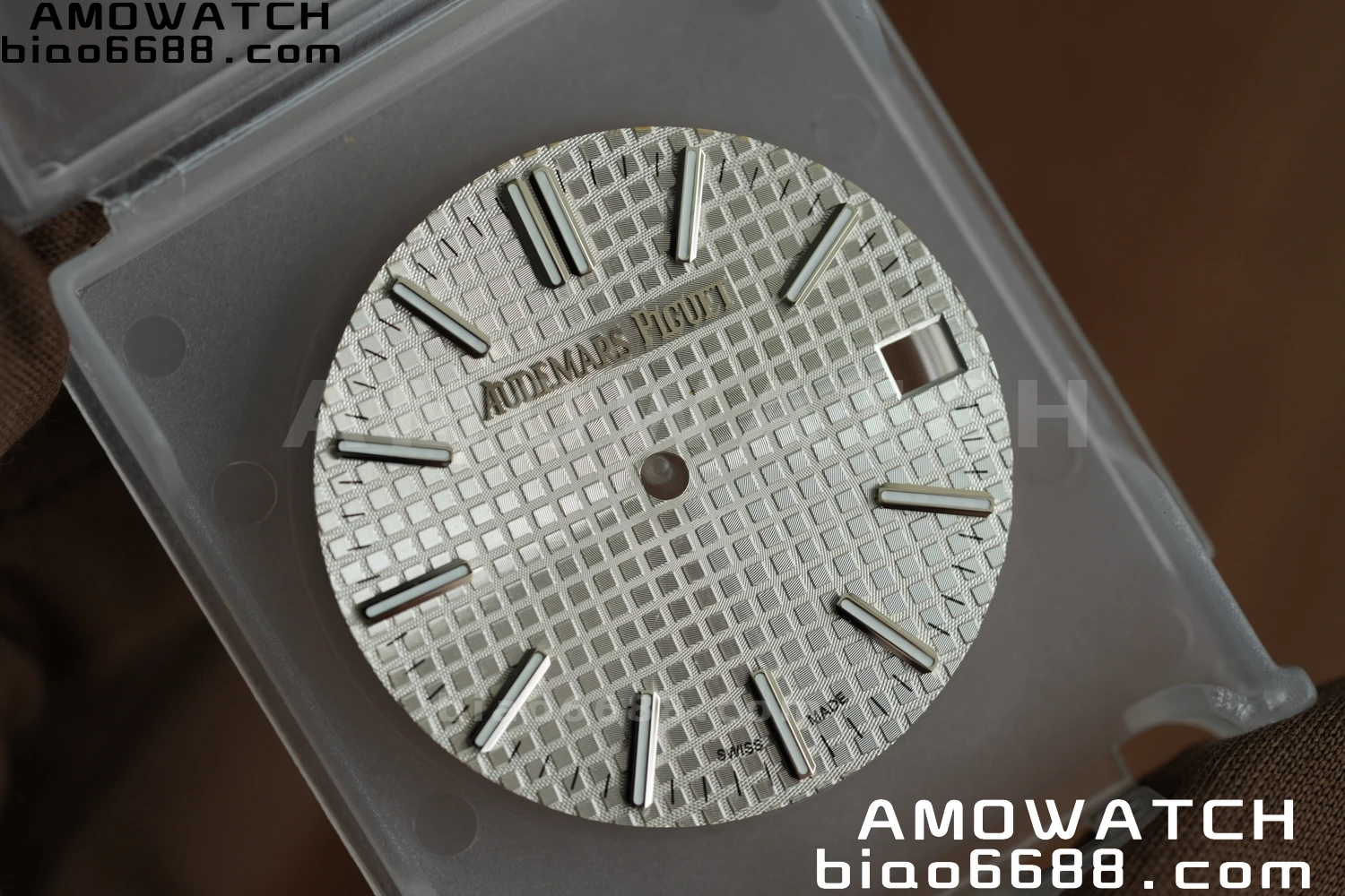 ed1759b6590c206 AMO Watch