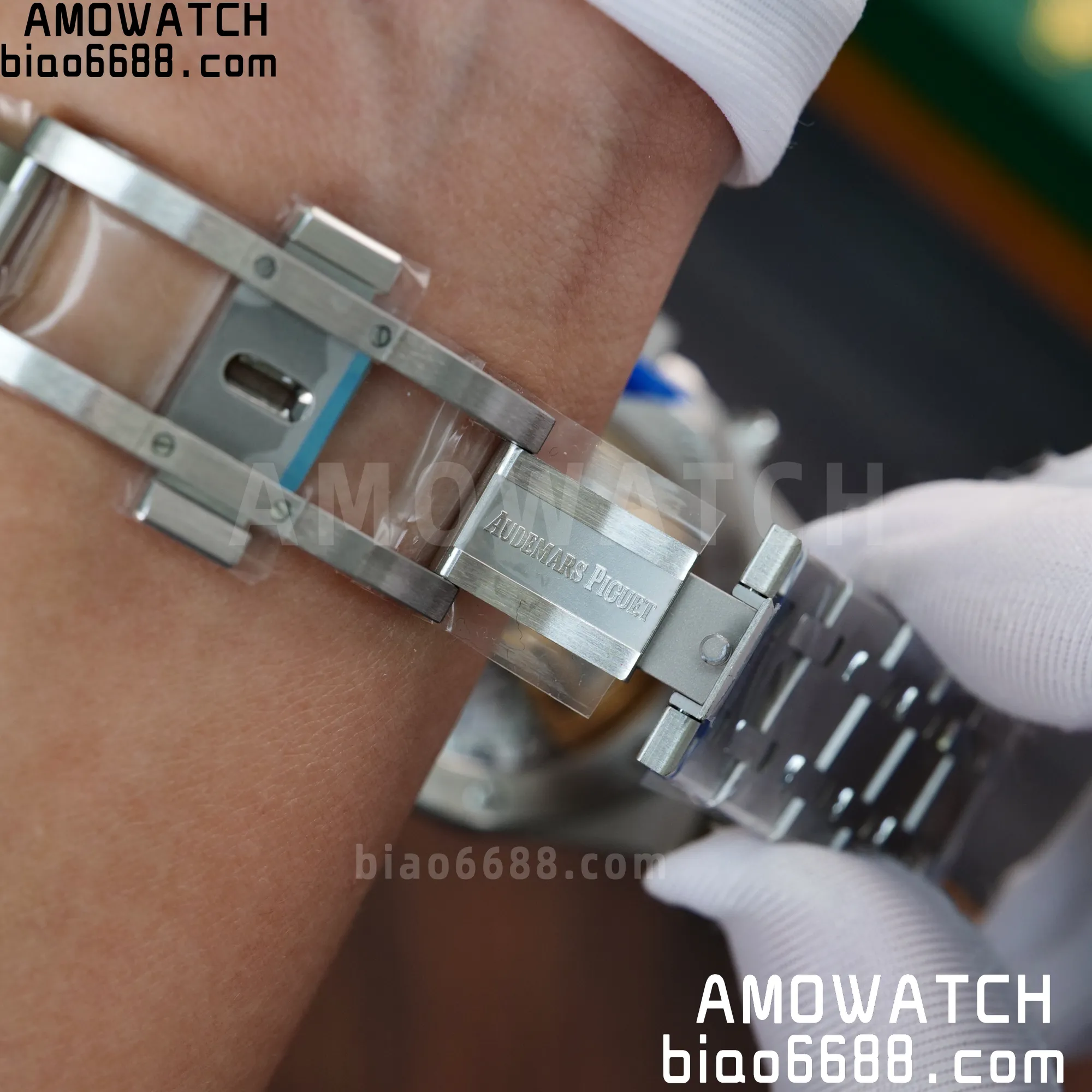 1339e0a0166a1e2 AMO Watch