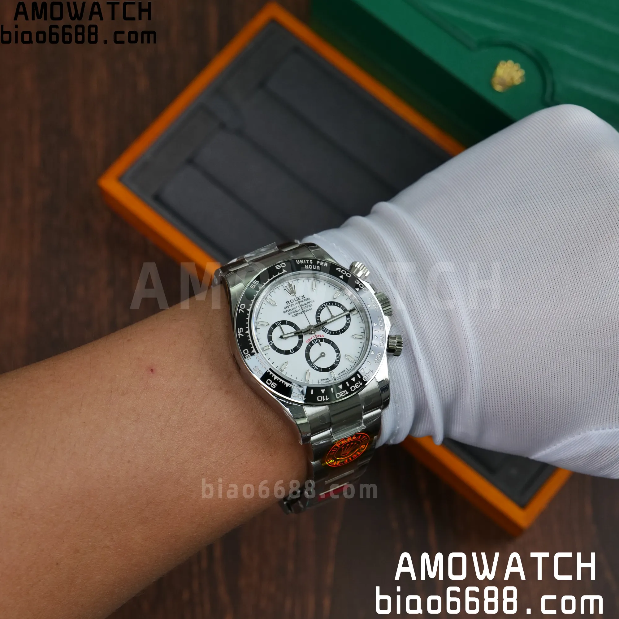 ac704510bfb12cd AMO Watch