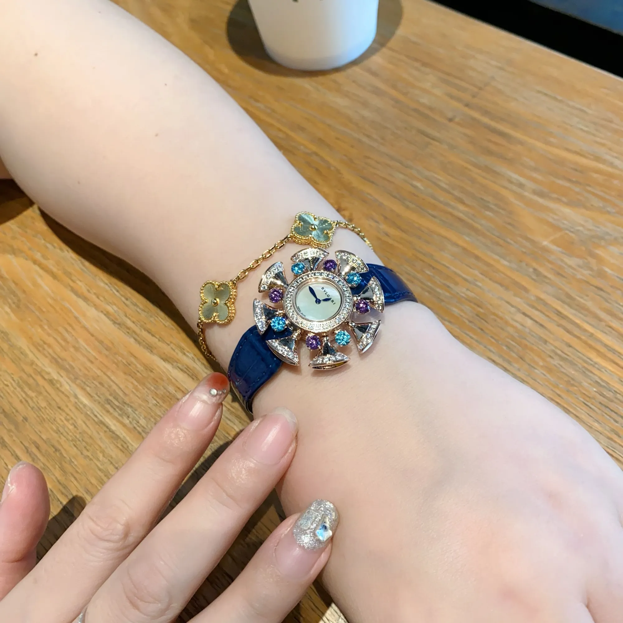 021bebda1c0db15 阿默表行AmoWatch