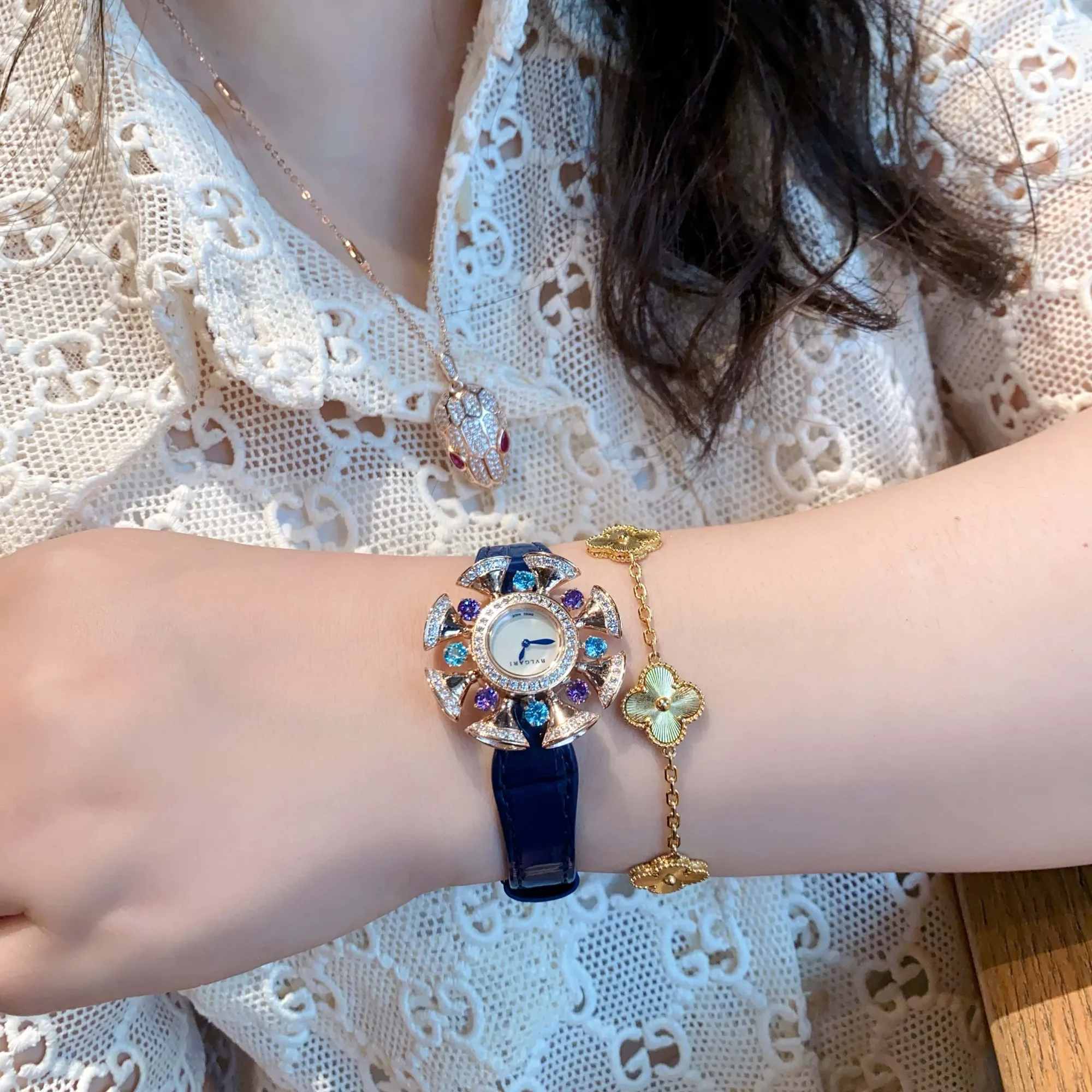 1202338d4bb963f 阿默表行AmoWatch