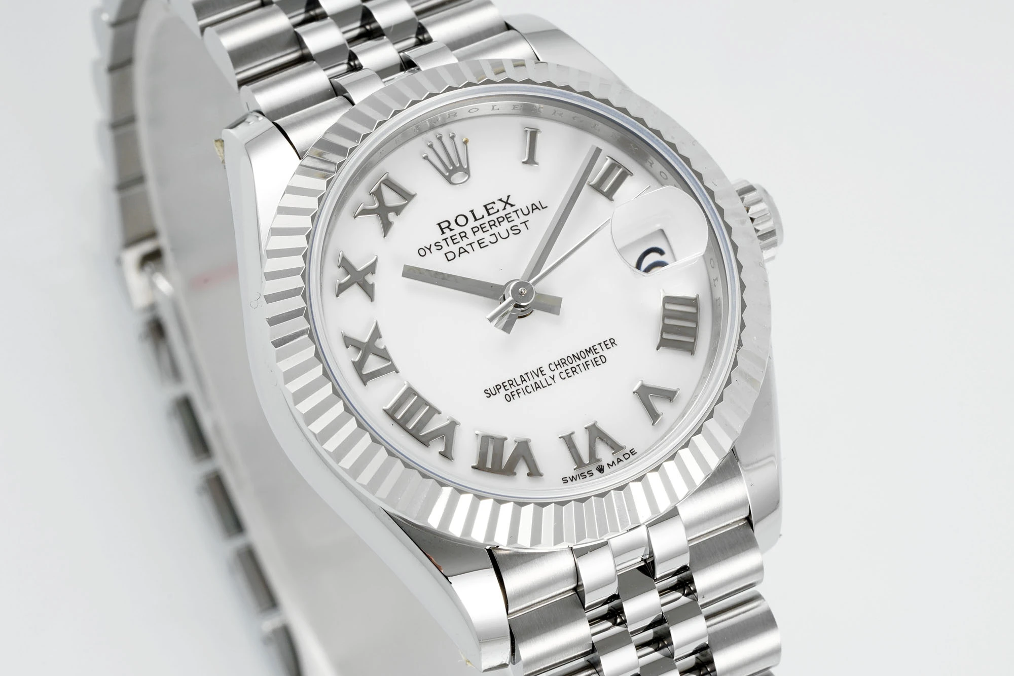42bdb3c27dd5a40 AMO Watch