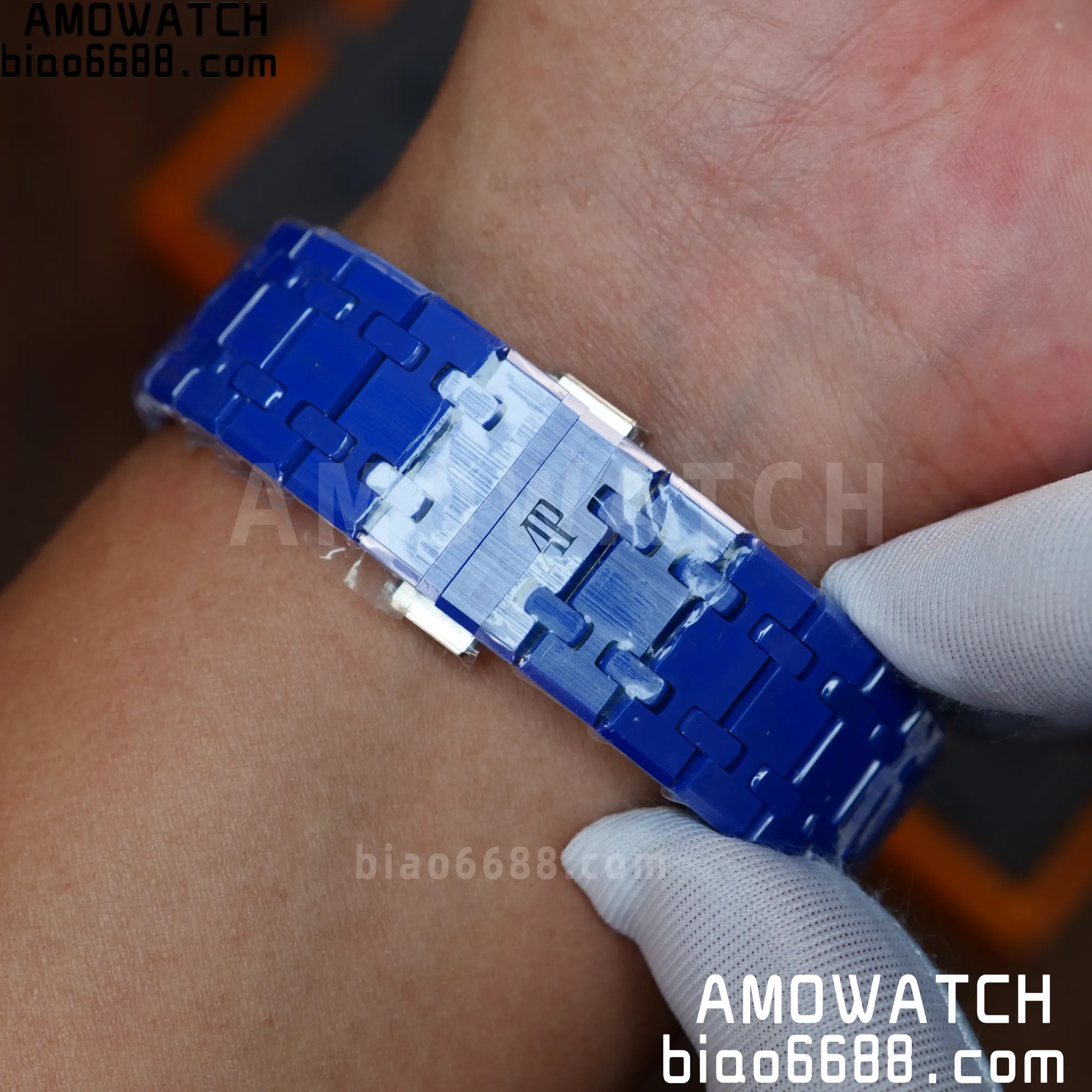7e3c33b5def977b AMO Watch