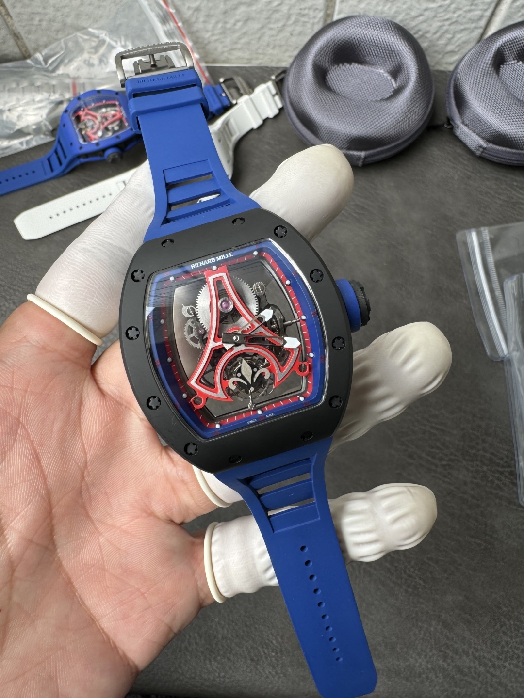 8215129d5224cdf rotated 阿默表行AmoWatch